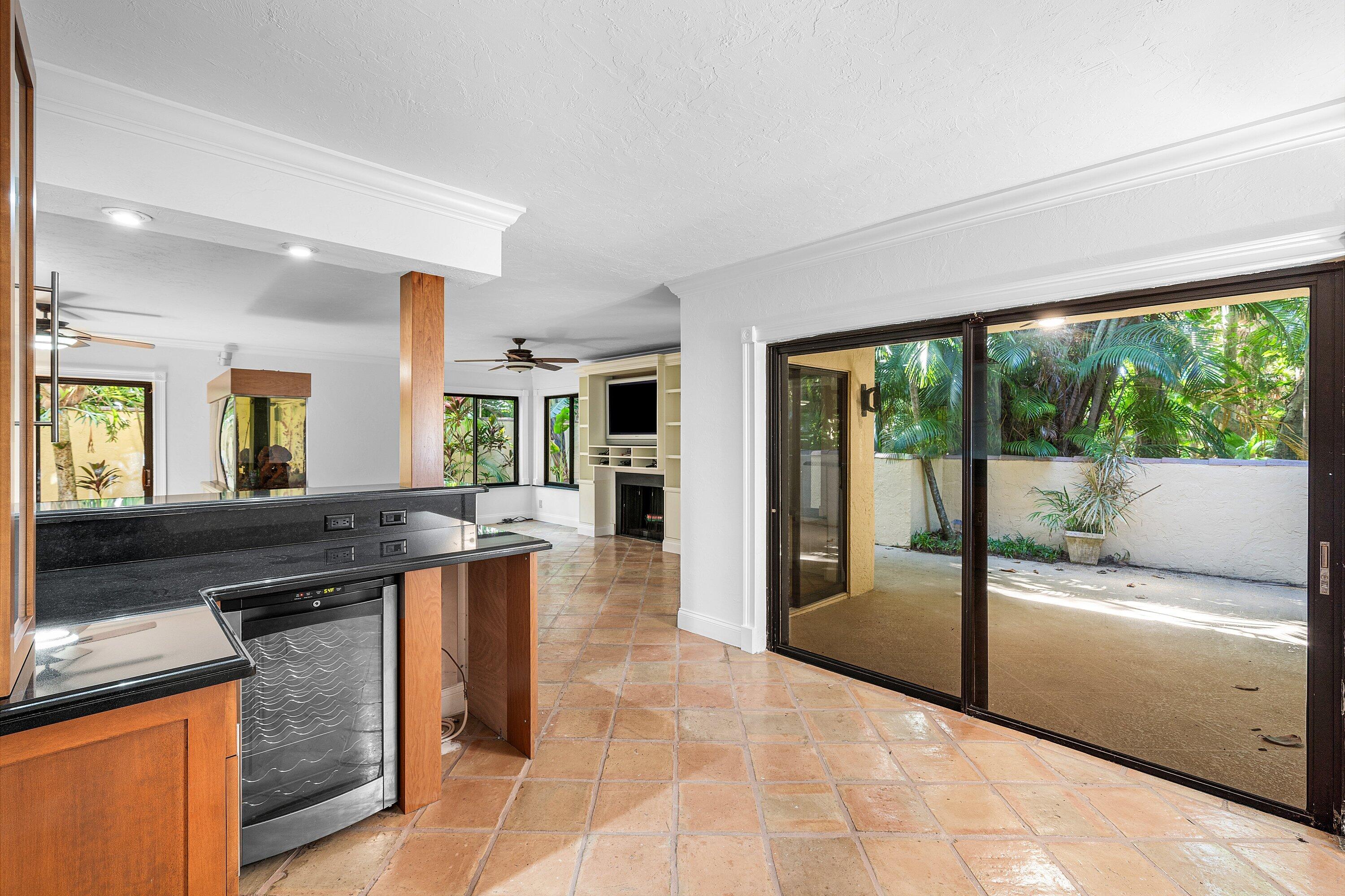 010-16VaLago-BoyntonBeach-FL-33435-SMA