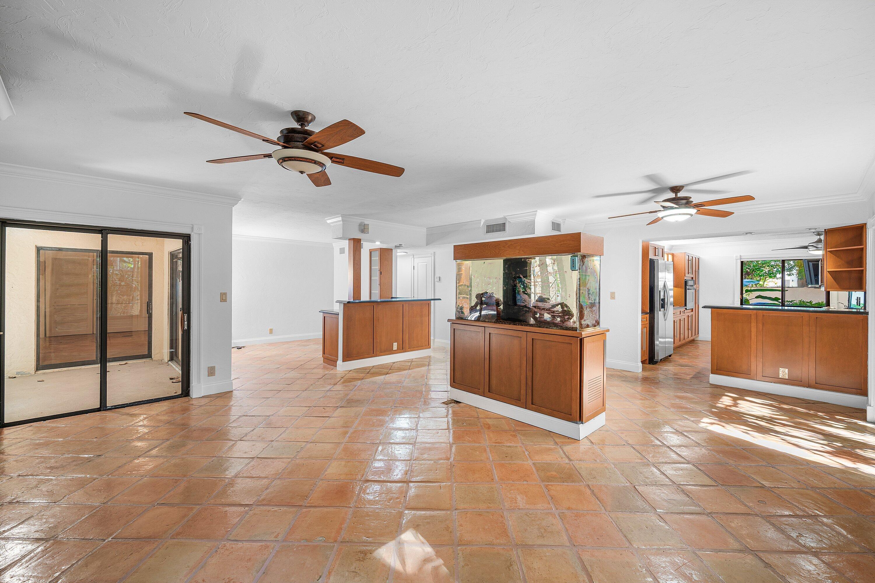 013-16VaLago-BoyntonBeach-FL-33435-SMA