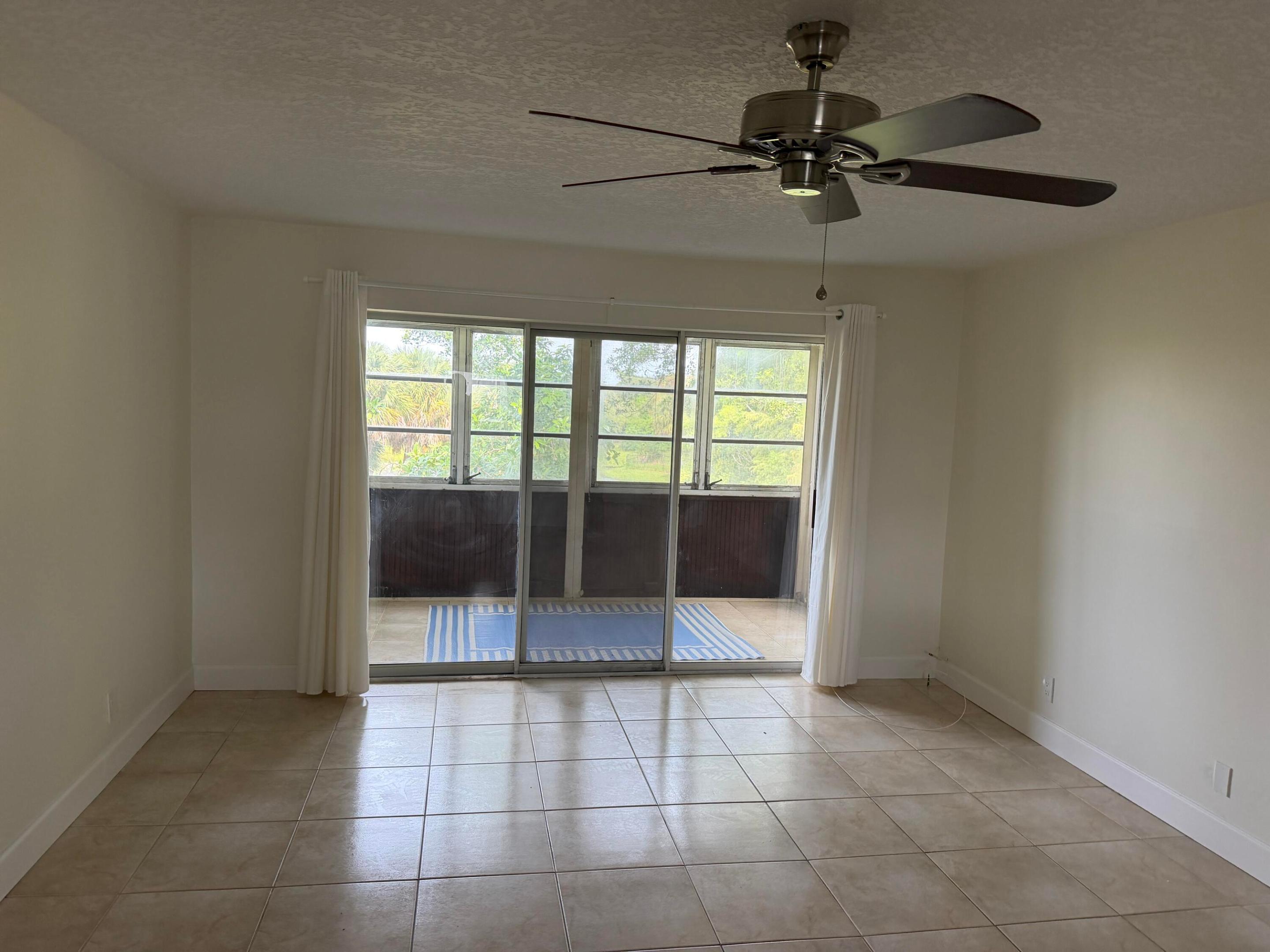 Living room with fan