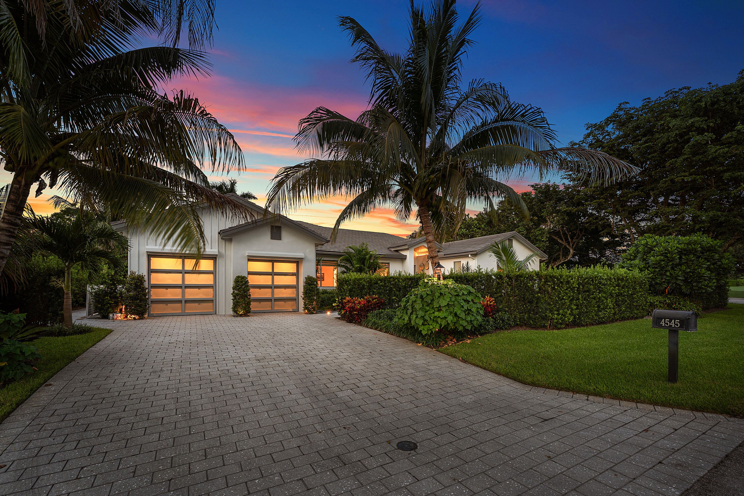 073-4545SouthLakeDrive