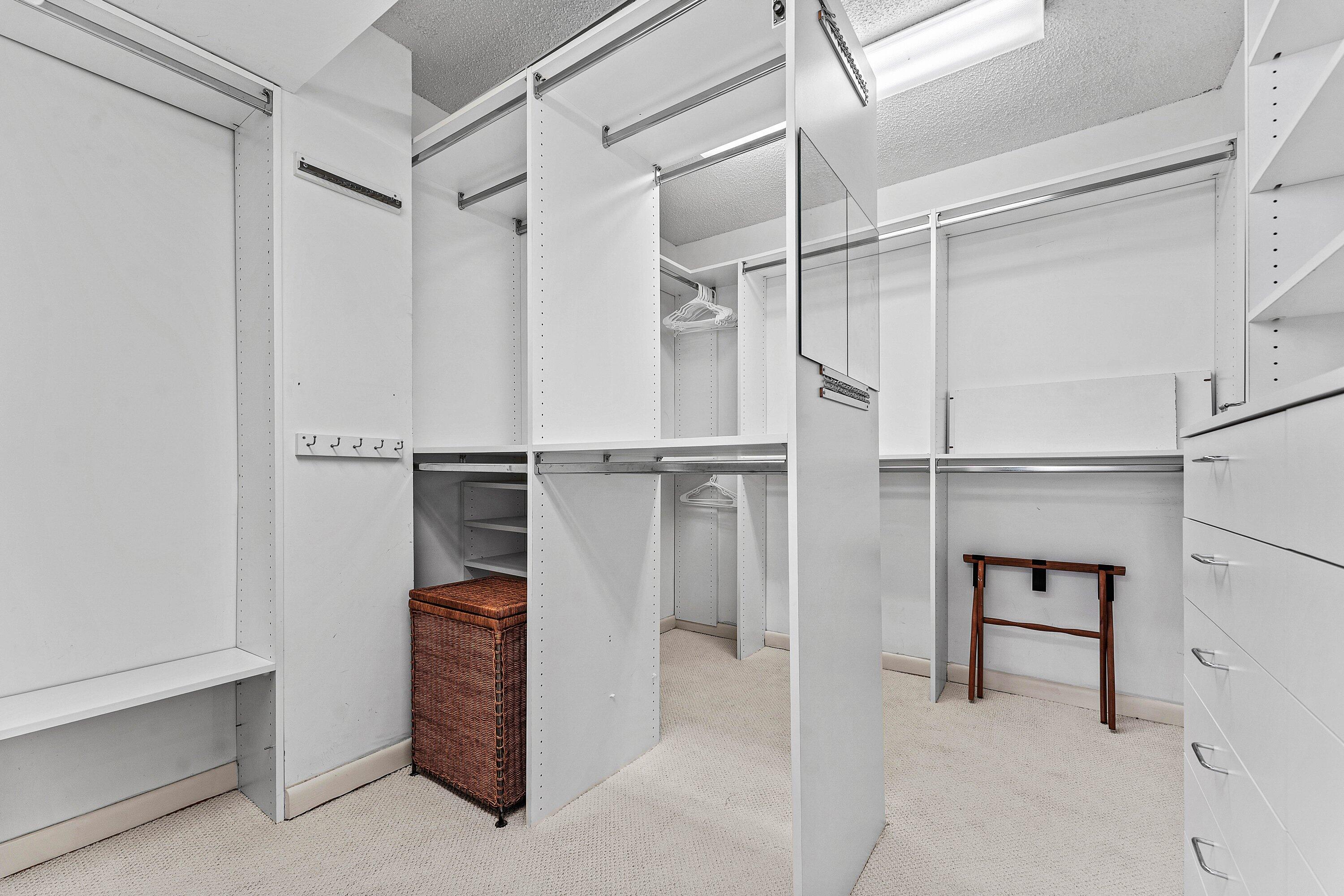 Walk In Closet