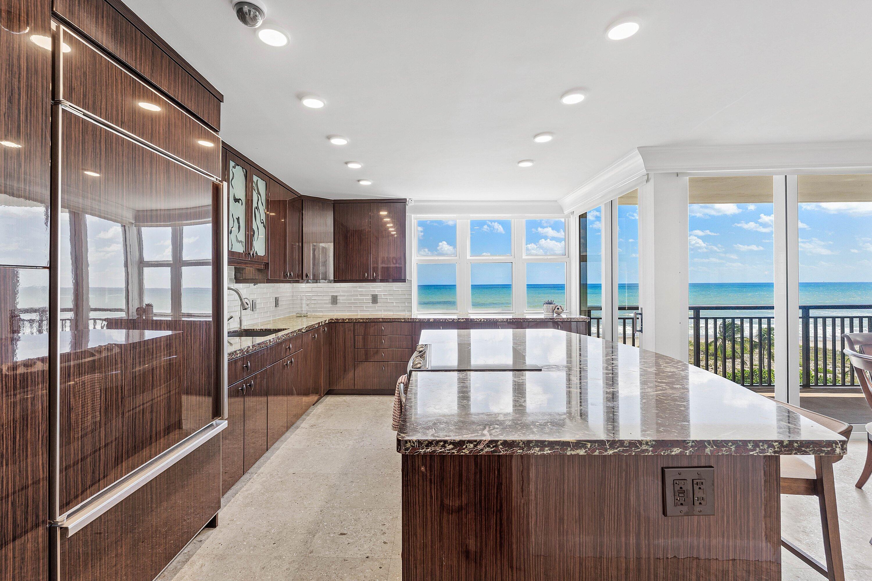 007-2000SouthOceanBoulevard-6A-BocaRaton 007-2000SouthOceanBoulevard-6A-BocaRaton