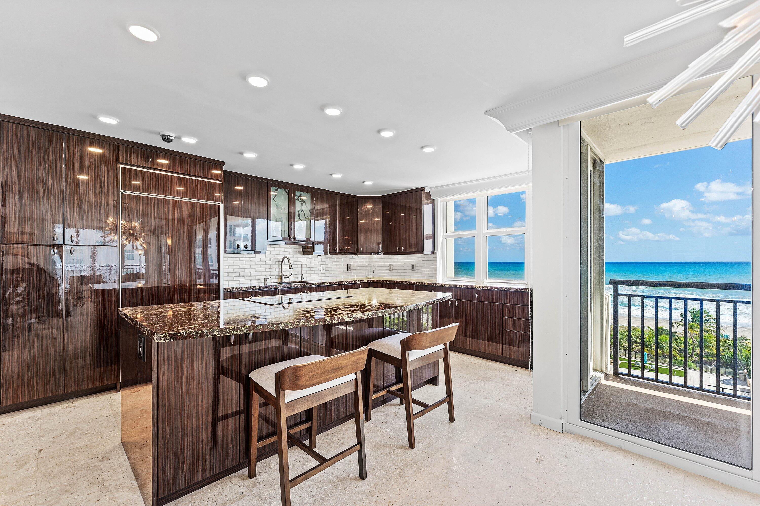 009-2000SouthOceanBoulevard-6A-BocaRaton 009-2000SouthOceanBoulevard-6A-BocaRaton
