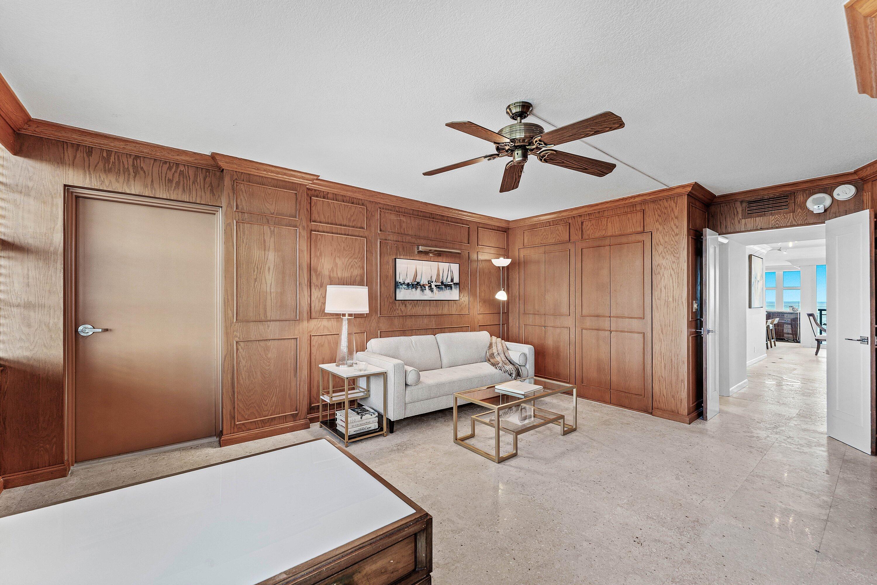 Bedroom 3 / Den