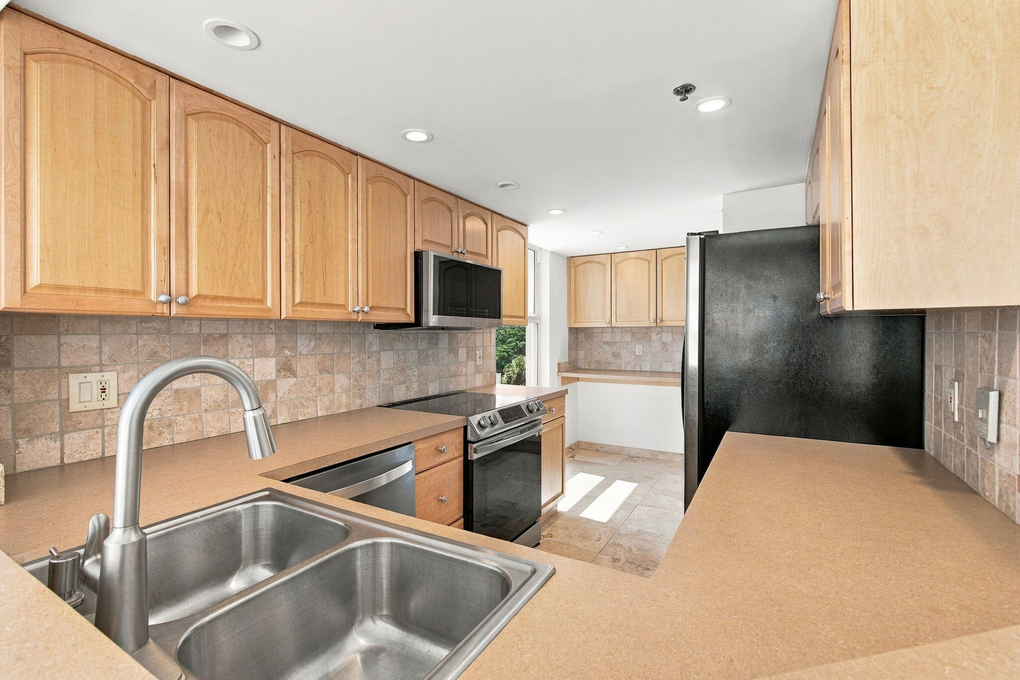 HT 403 7-web-or-mls-007_DSC02279