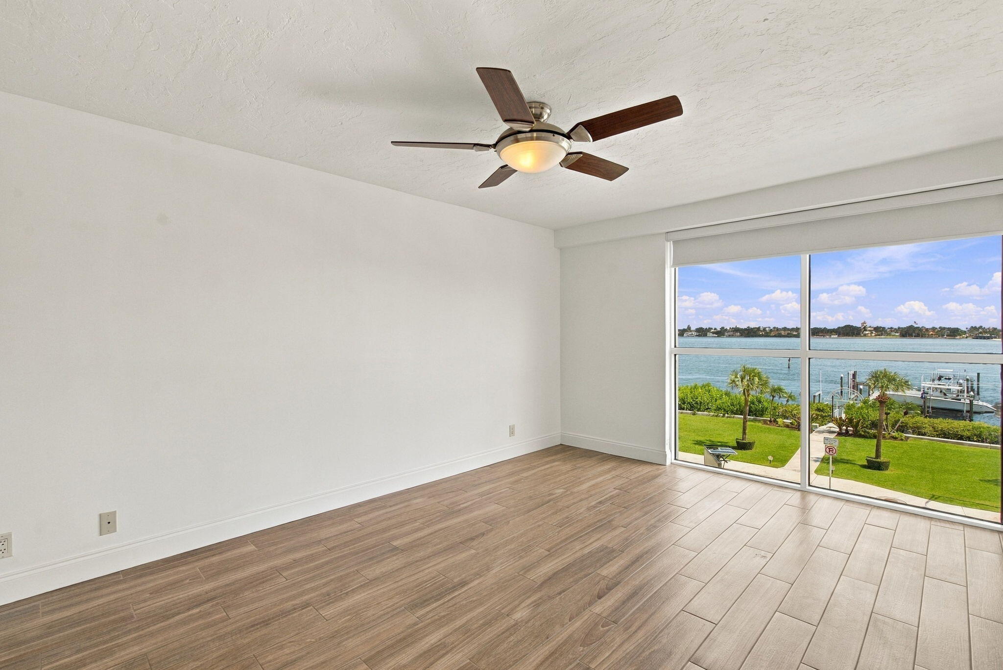 HT 403 12-web-or-mls-012_DSC02314