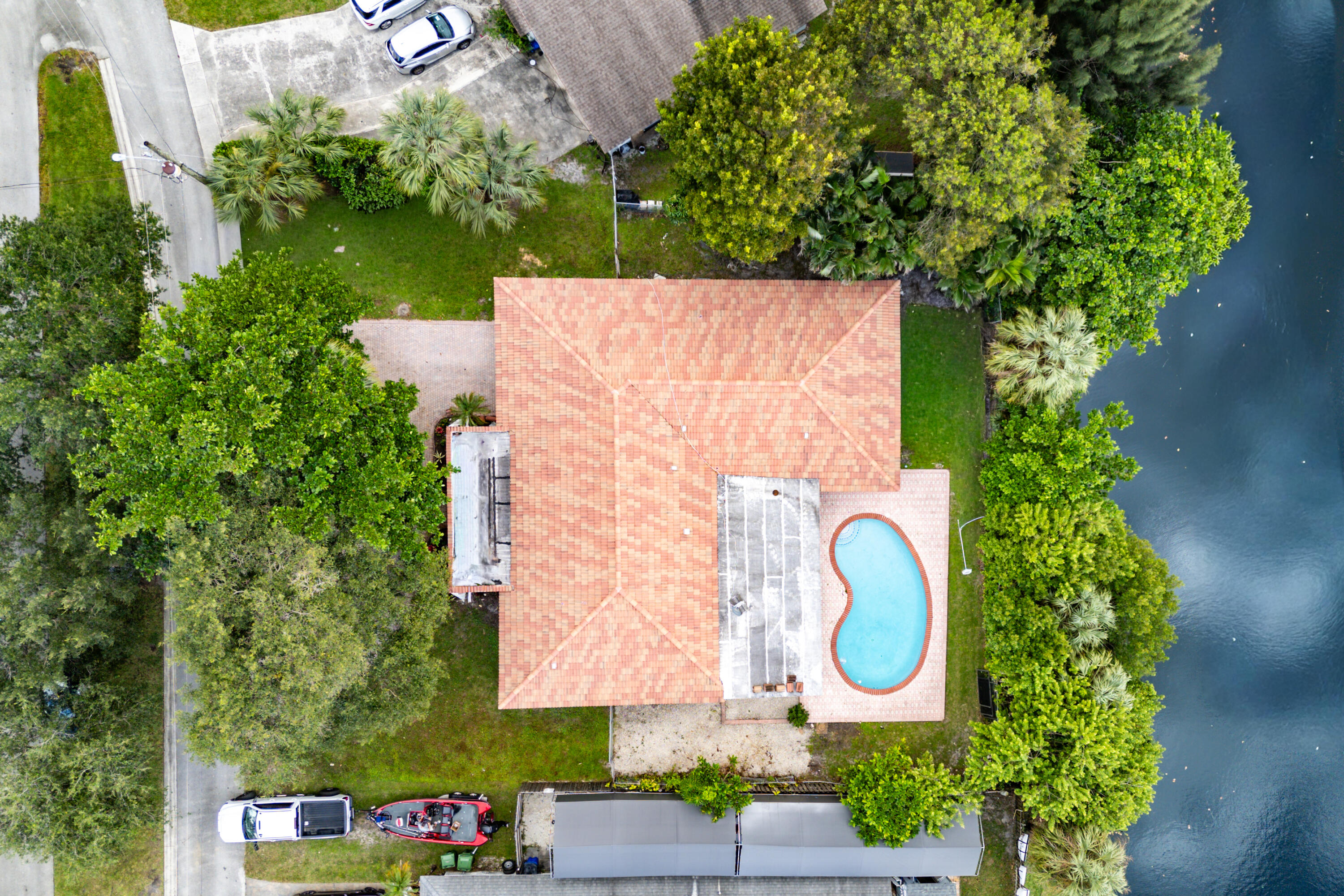 35_039-80WestPalmDrive-Margate-FL-33063-