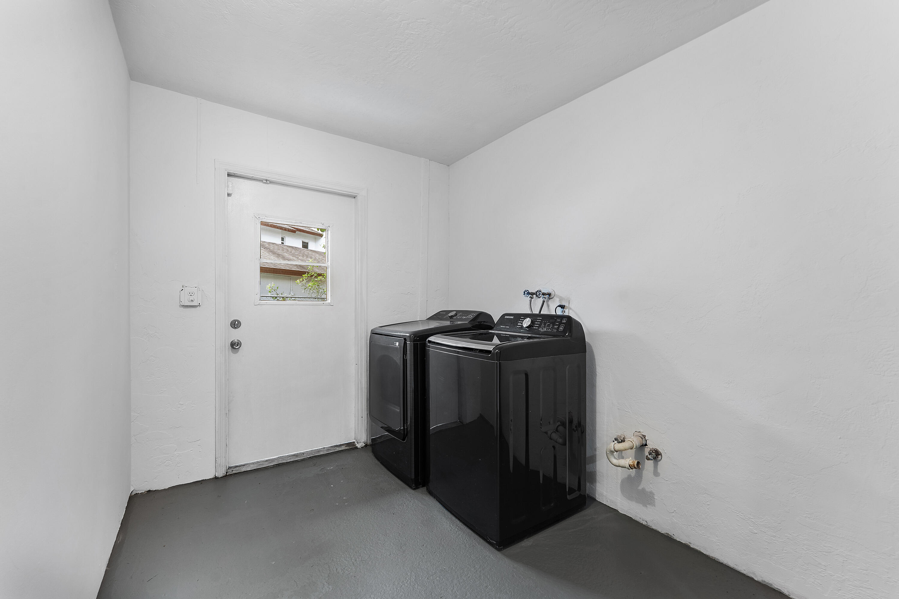 38_031-80WestPalmDrive-Margate-FL-33063-