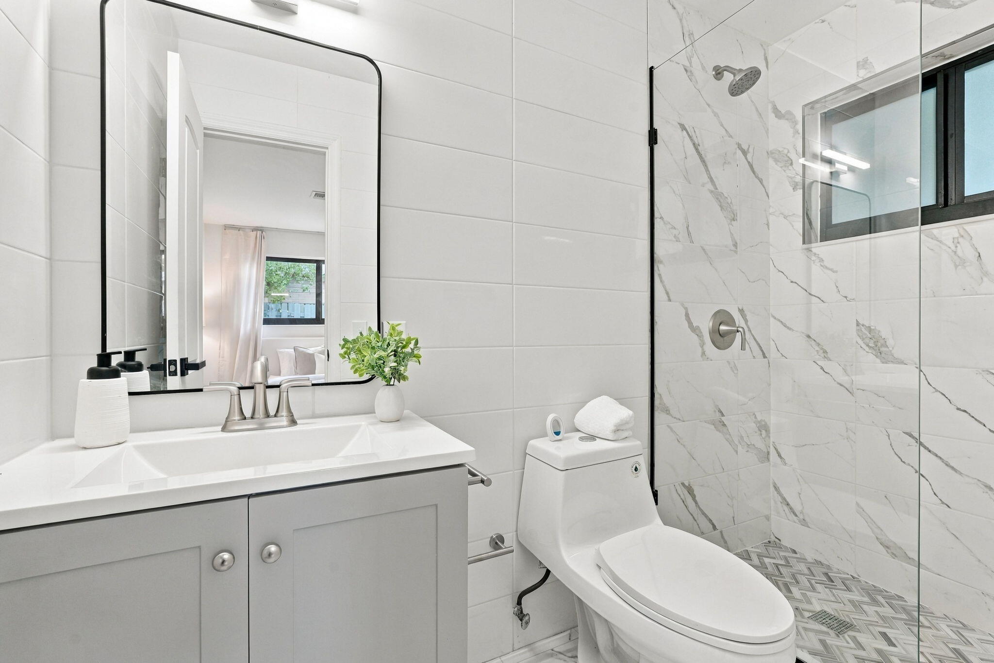 8-web-or-mls-454_Dover_Rd_006