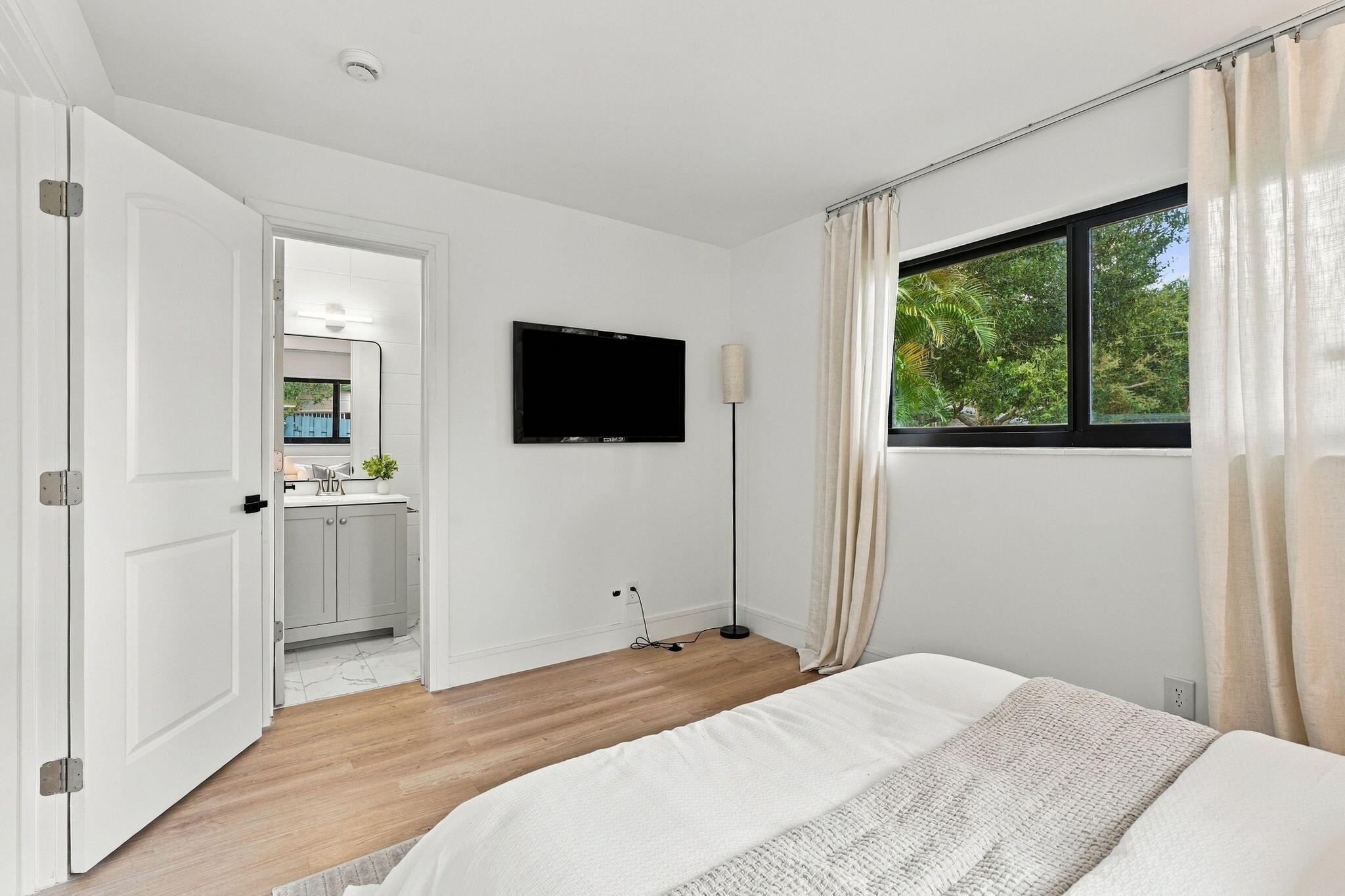 7-web-or-mls-454_Dover_Rd_005 (2)