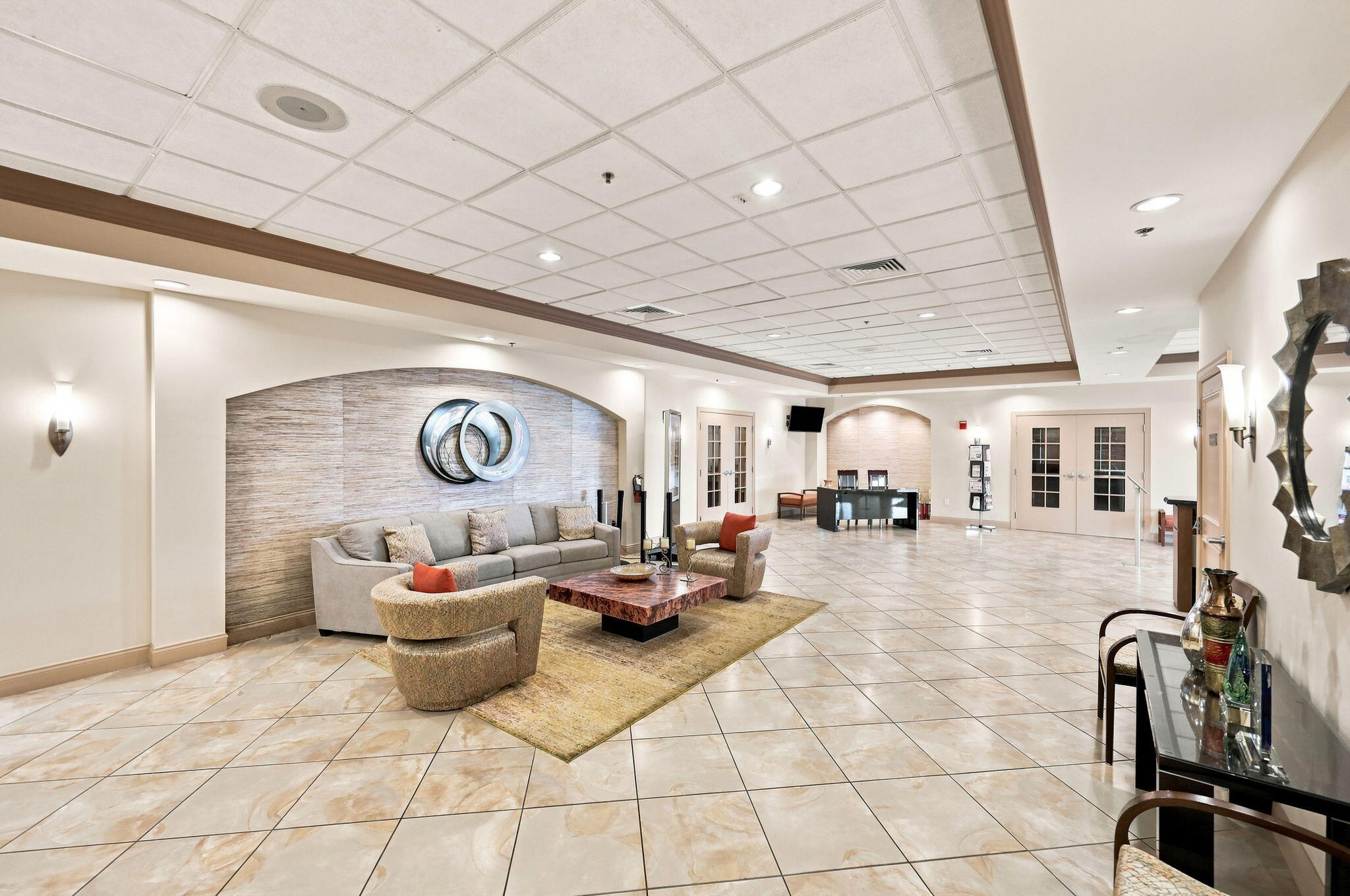 Clubhouse Lobby