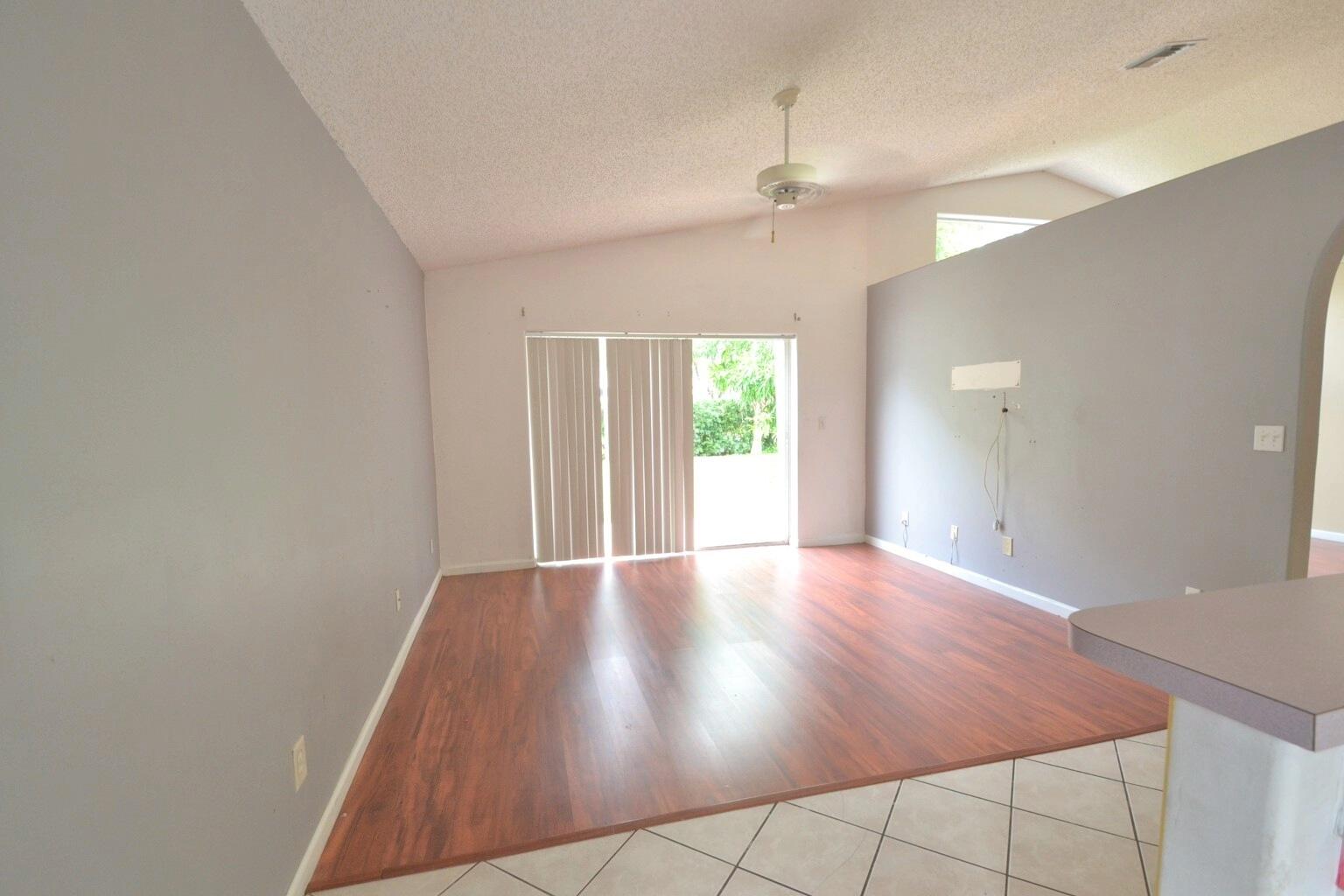 09_family_room
