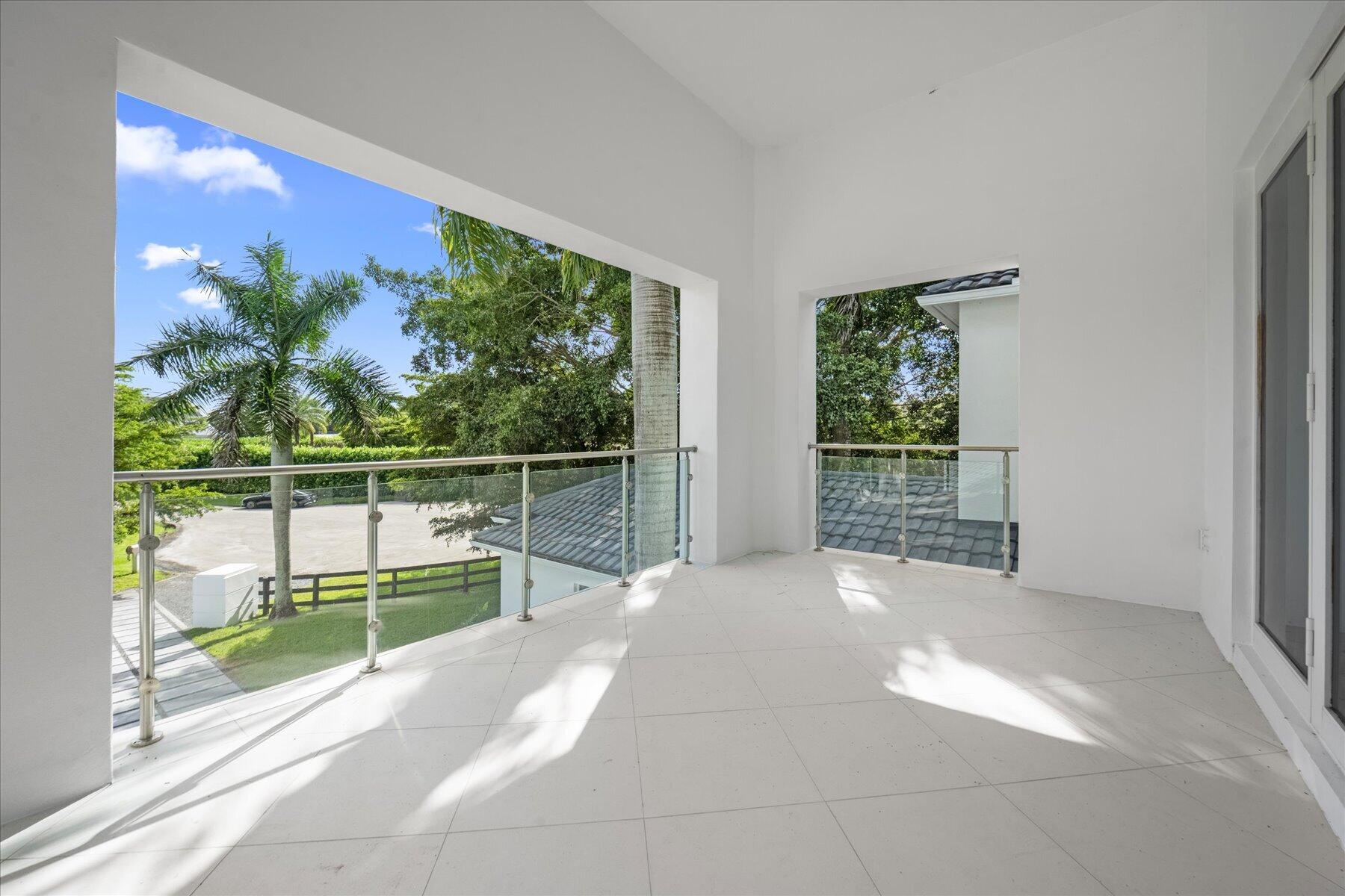 Balcony off office/bedroom