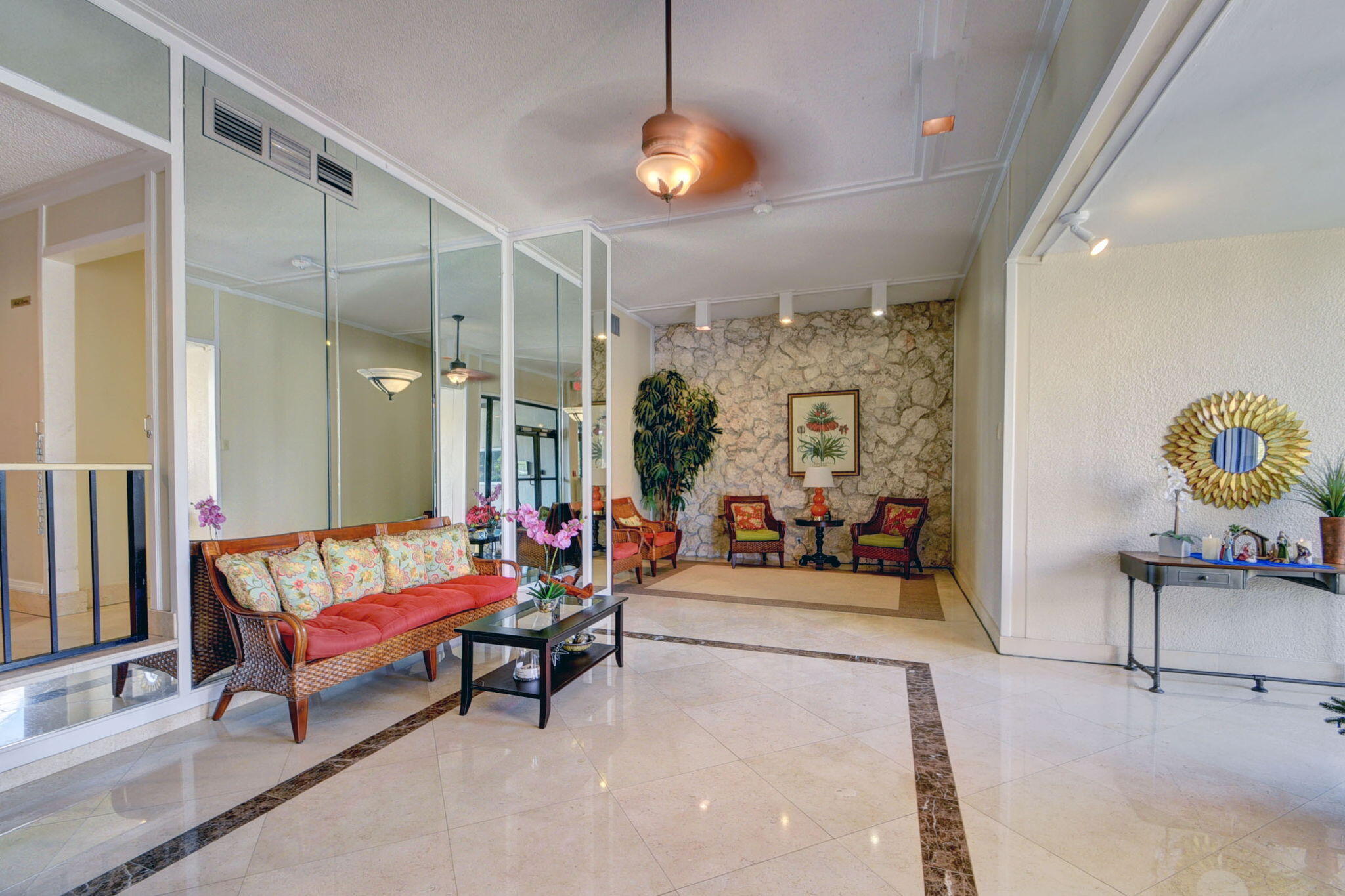43-web-or-mls-5600 N Flagler (10)