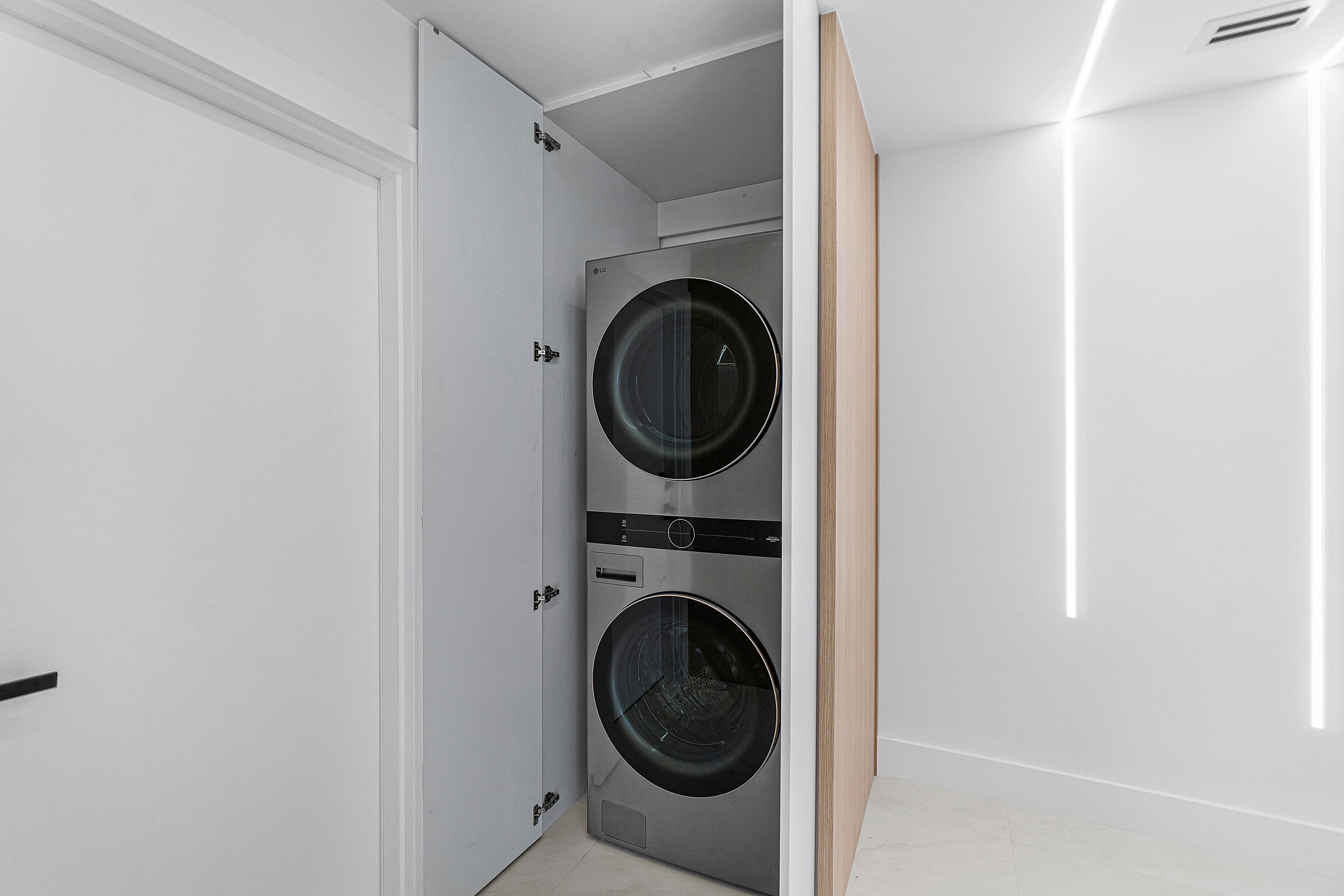 Washer & Dryer