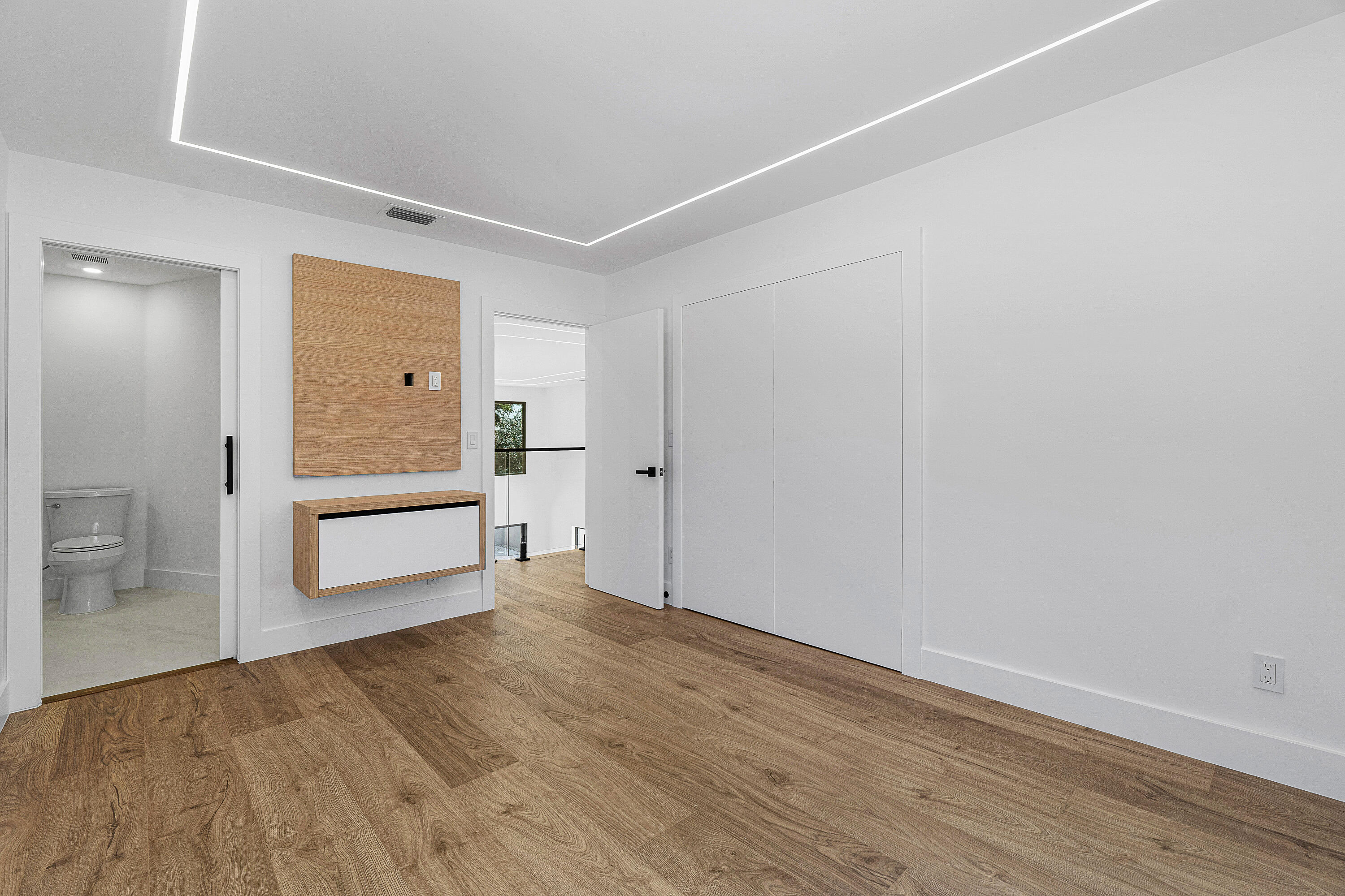 Guest Bedroom 1