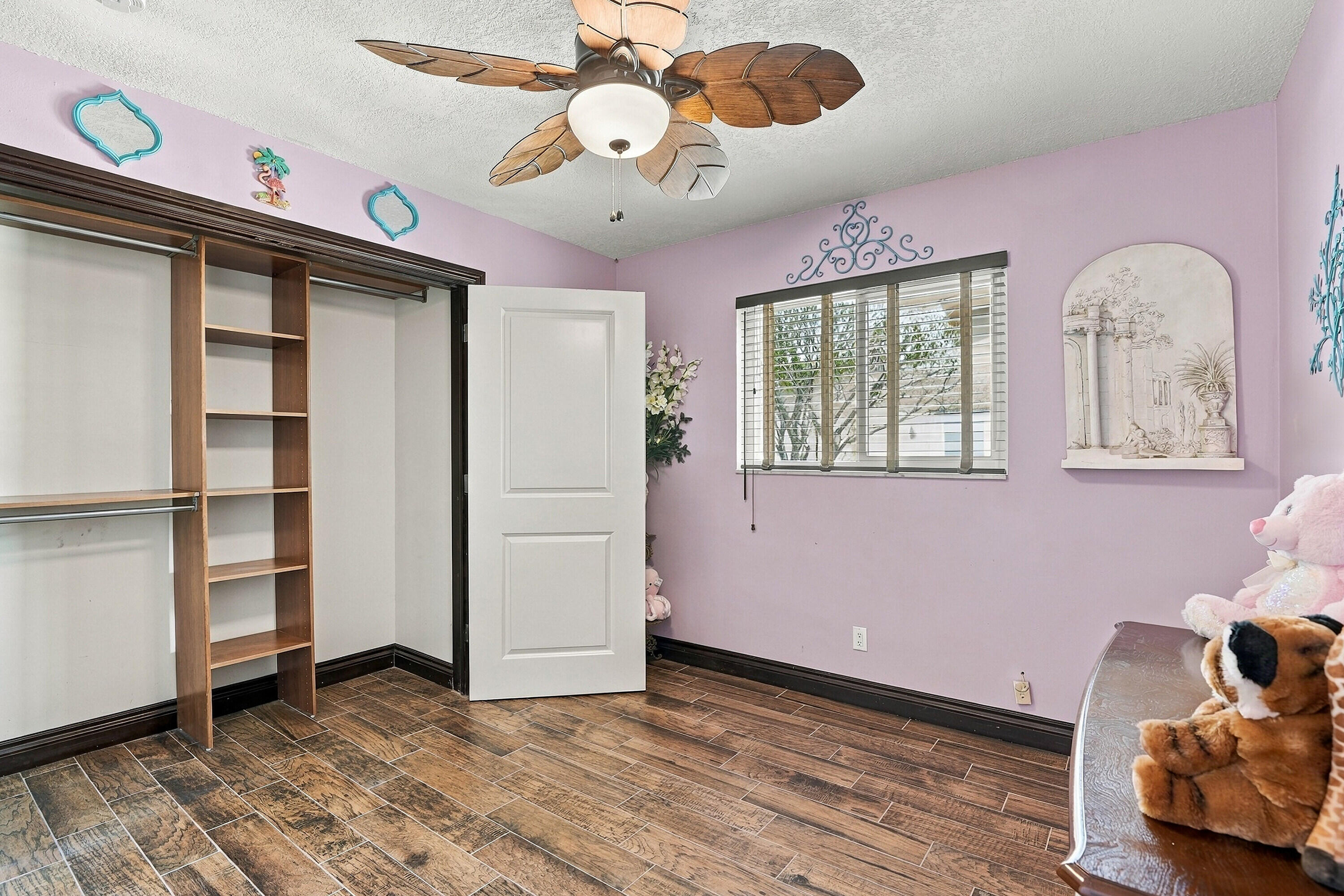 3rd Bedroom Closet