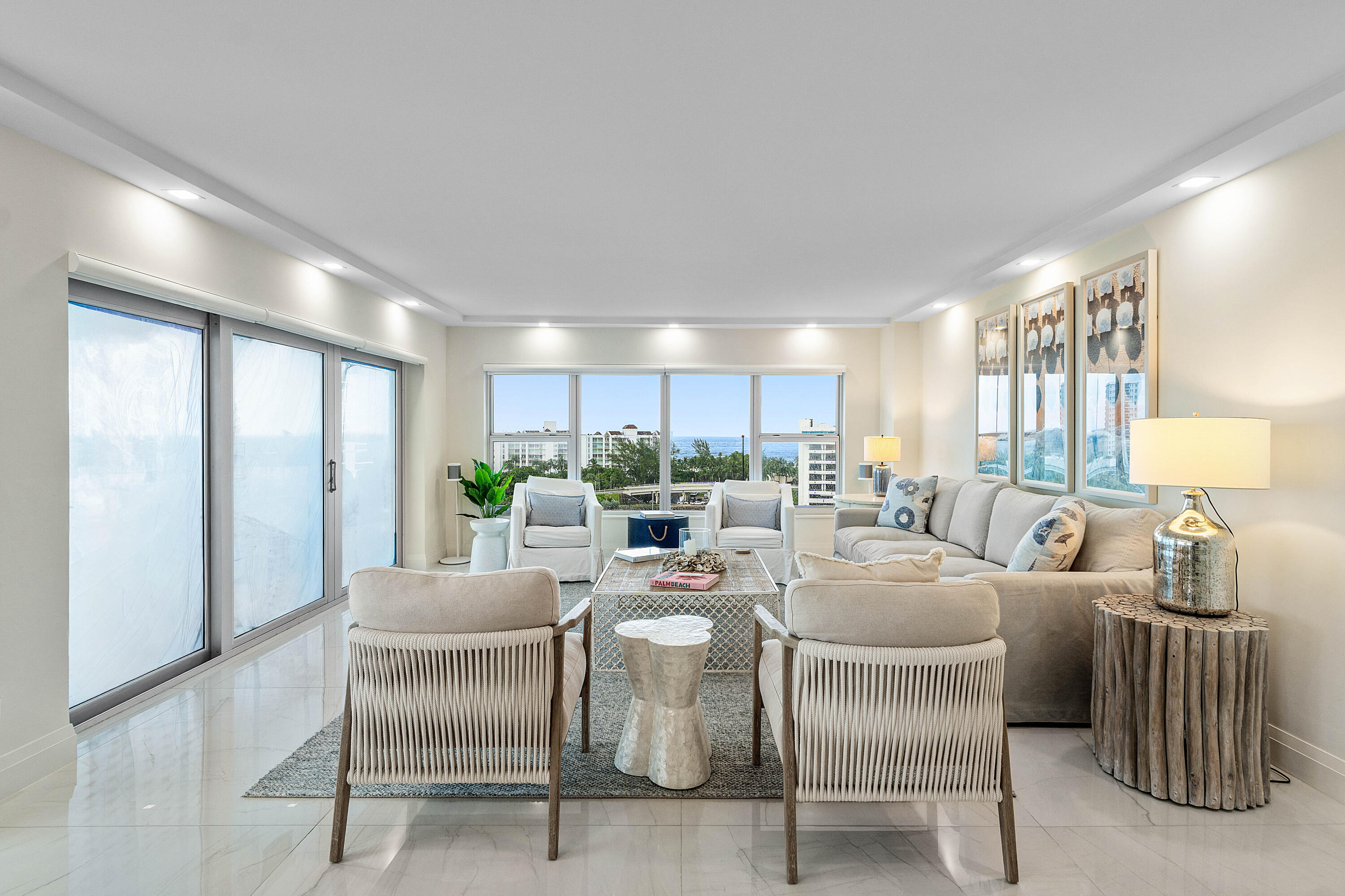007-875EastCaminoReal-11-BocaRaton-FL-33