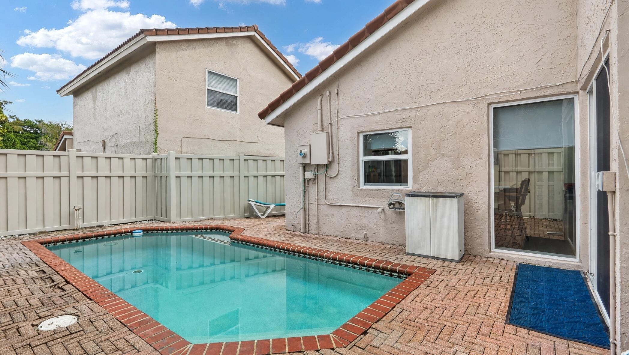 06-pool-DSC03961