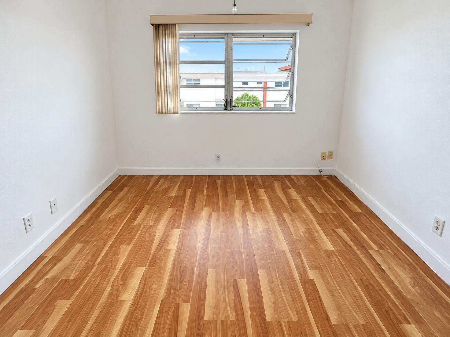 Primary bdrm