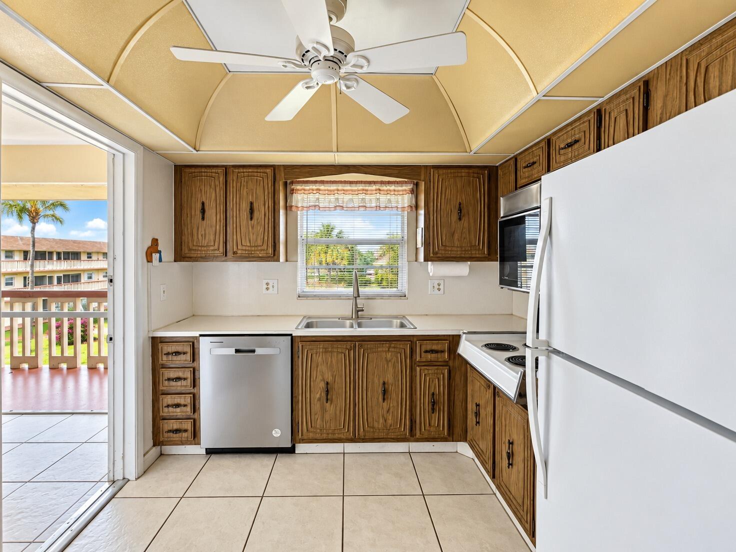 Kitchen 2