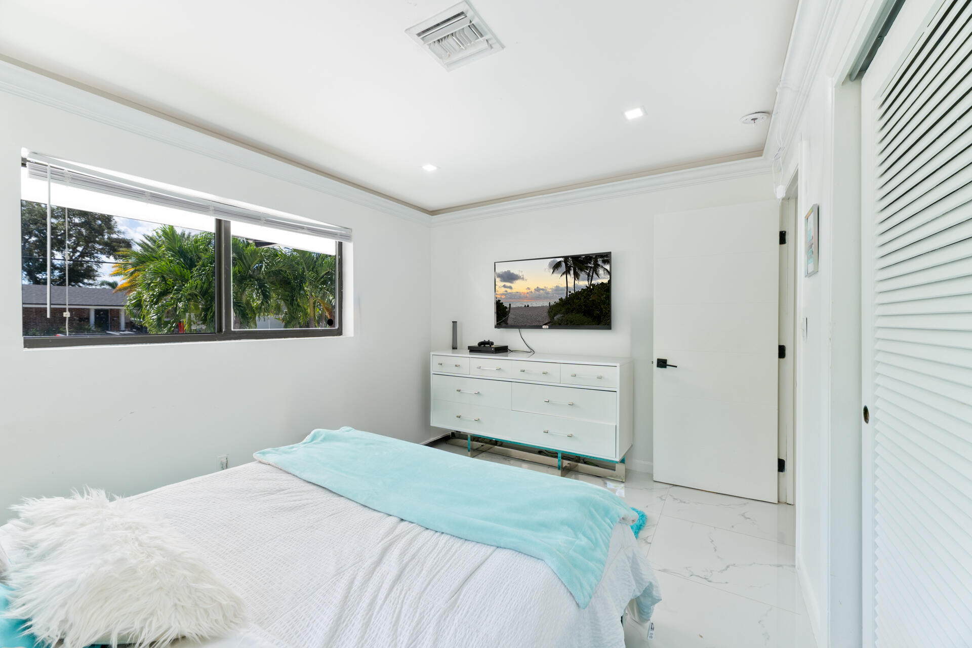 20261021 - 721 SE 5th Ct-34
