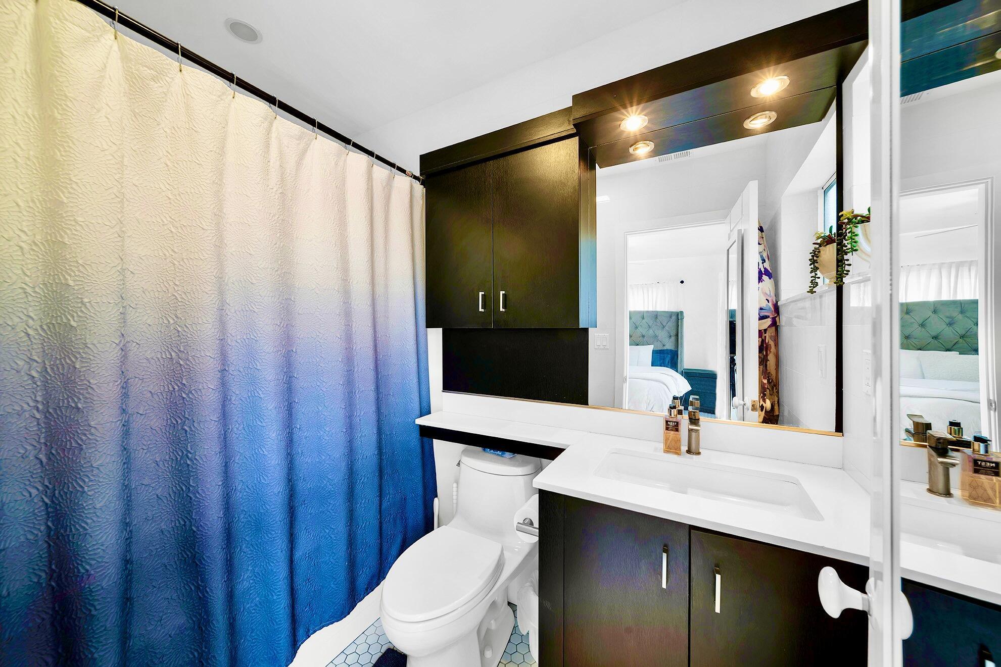 1303 Cordova Dr 10