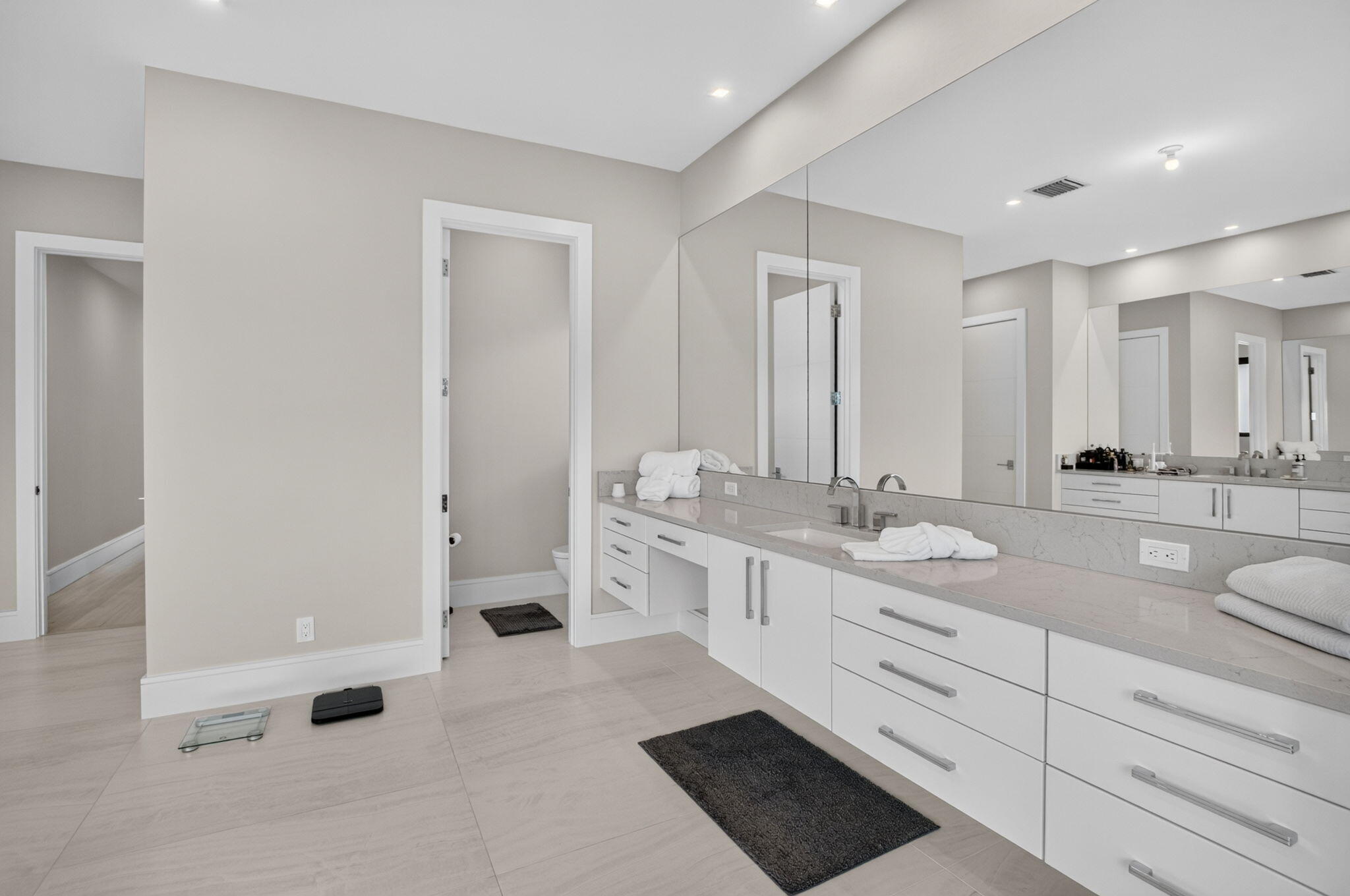 LOTS OF COUNTER SPACE AND STORAGE