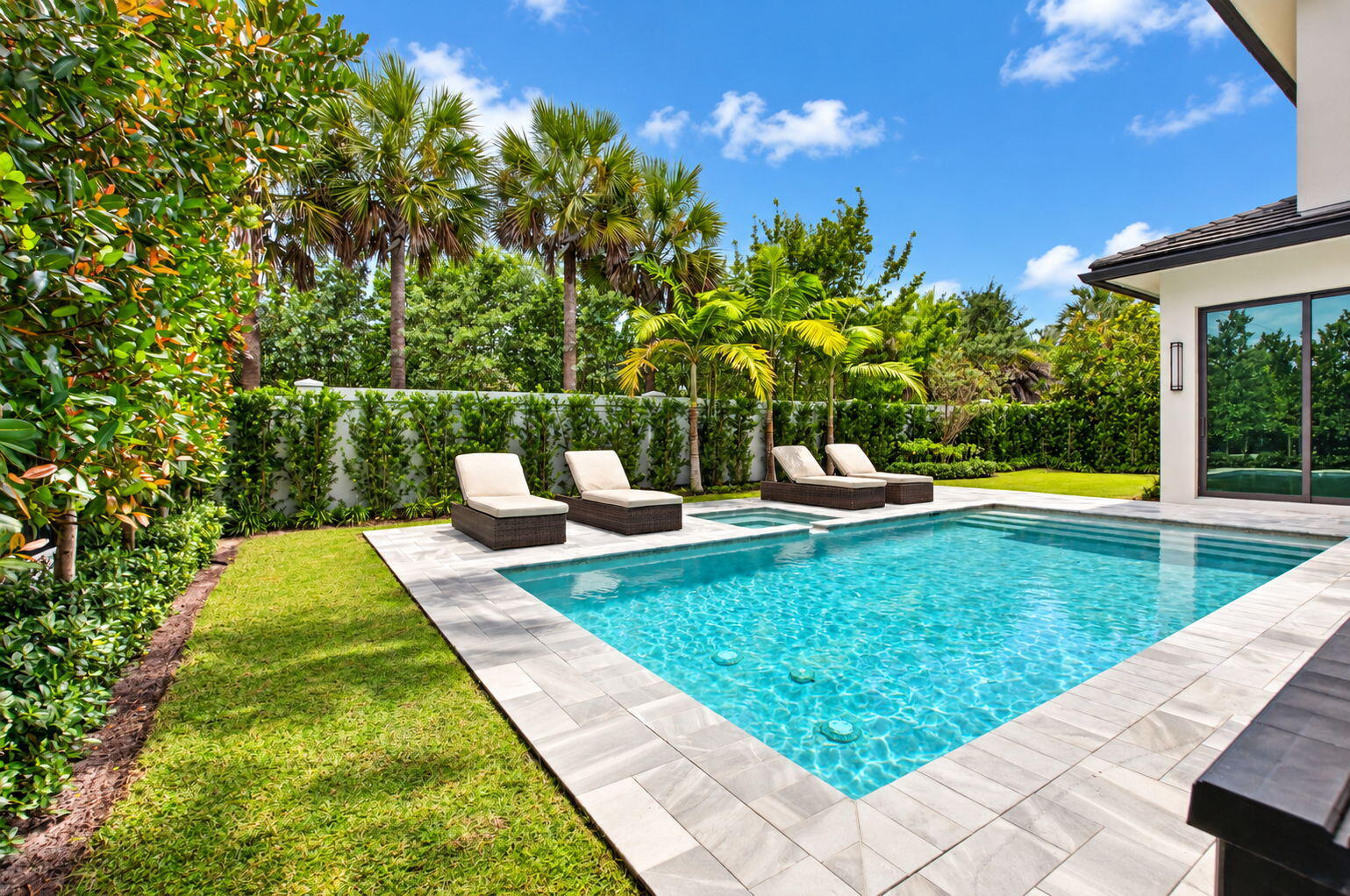 LARGE BACKYARD