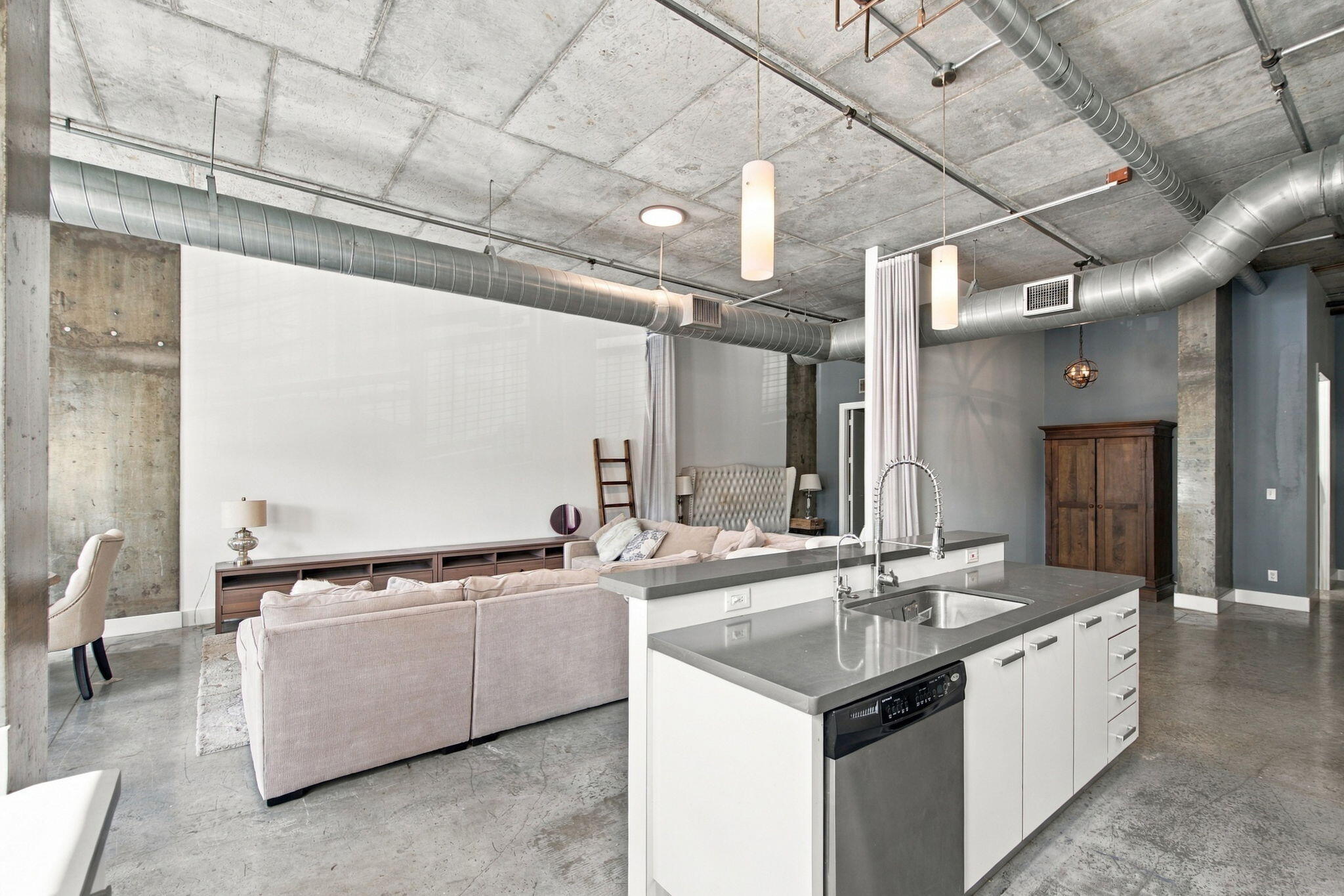 18-web-or-mls-434-nw-1st-ave-203