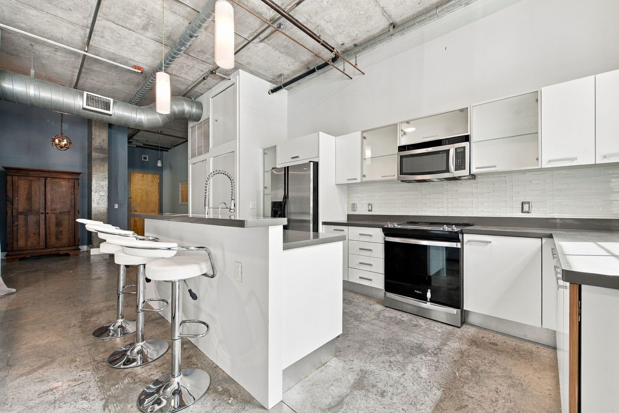 16-web-or-mls-434-nw-1st-ave-203