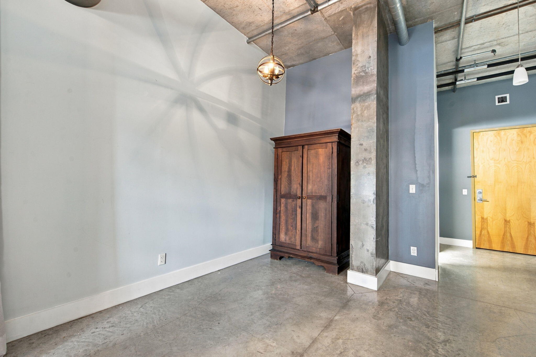 6-web-or-mls-434-nw-1st-ave-203