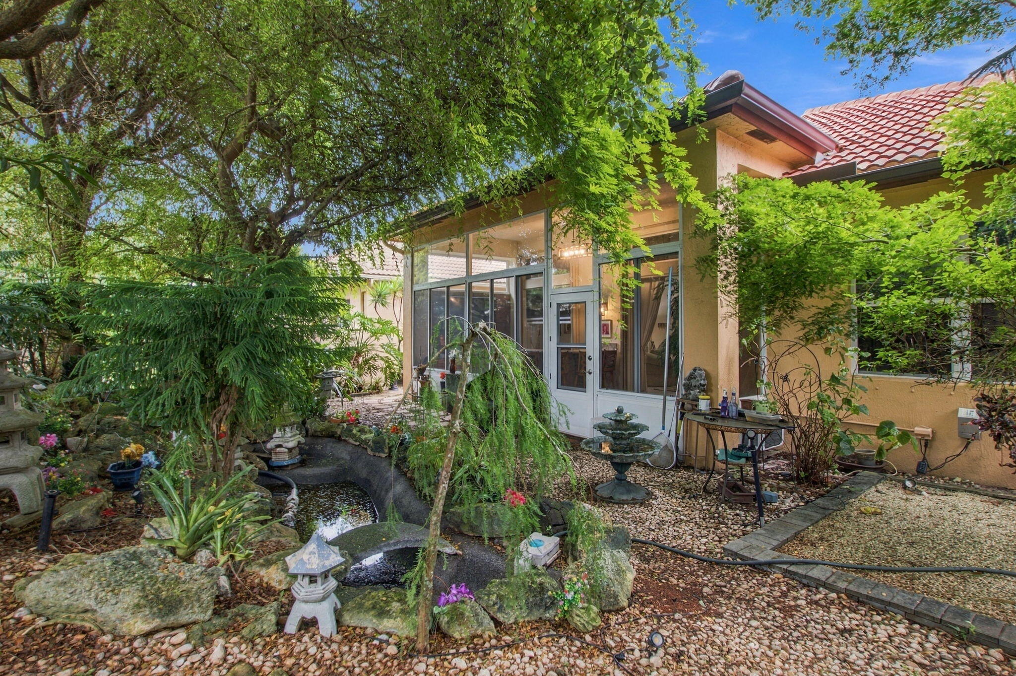 27-web-or-mls-10161-ravenna-way