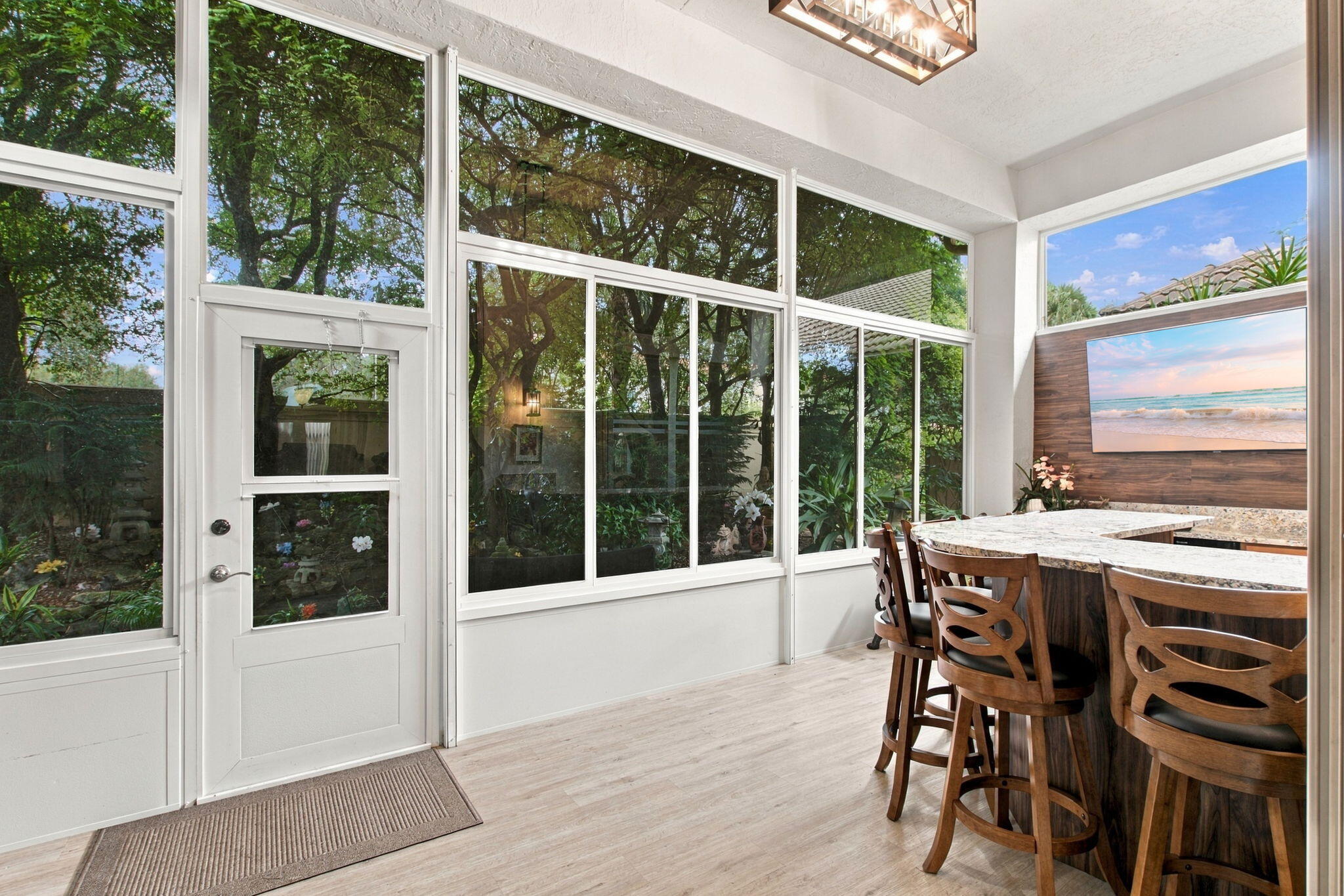 12-web-or-mls-10161-ravenna-way