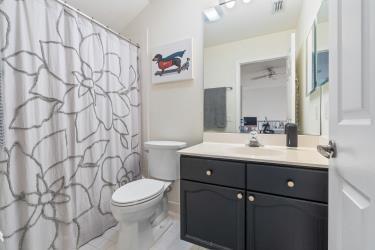 43 Pinnacle-2nd Bath