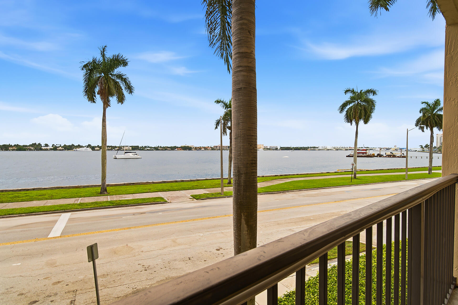 1801-NORTH-FLAGLER-DR-UNIT-201-33407-015