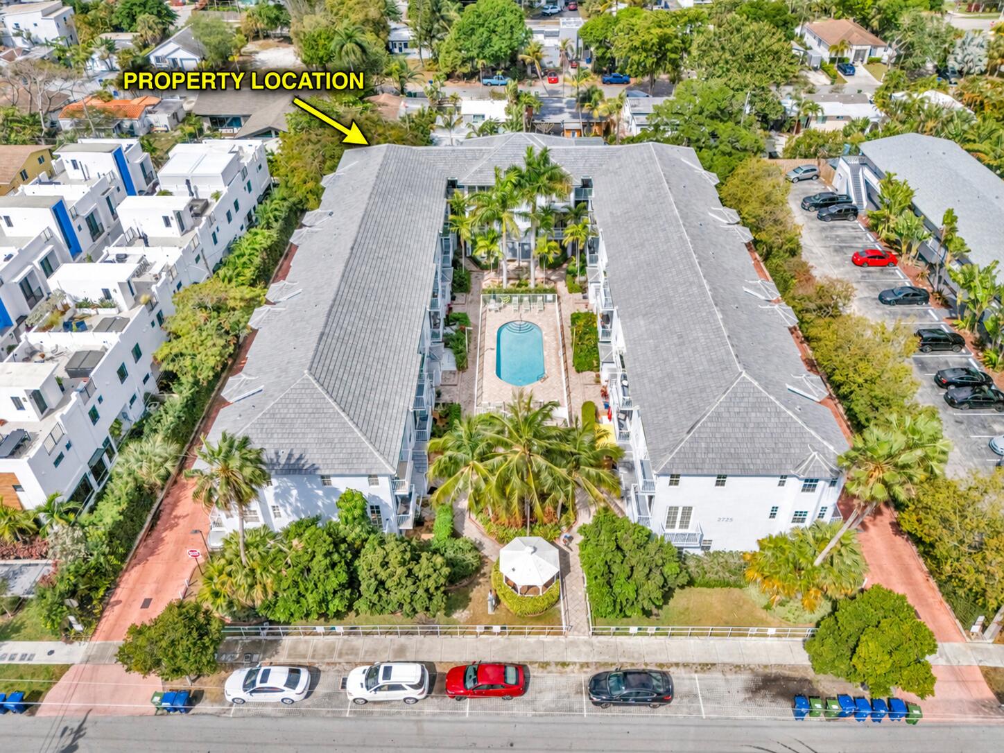 Property location marked on townhome com
