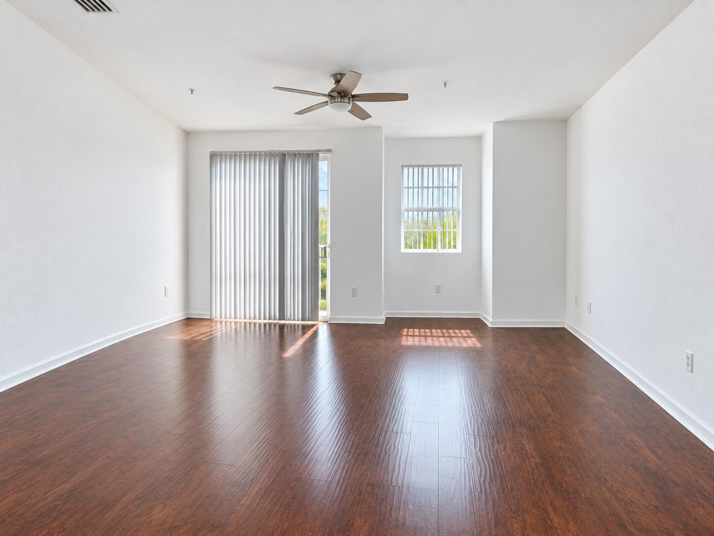 Bright, straightened real estate interio Bright, straightened real estate interio