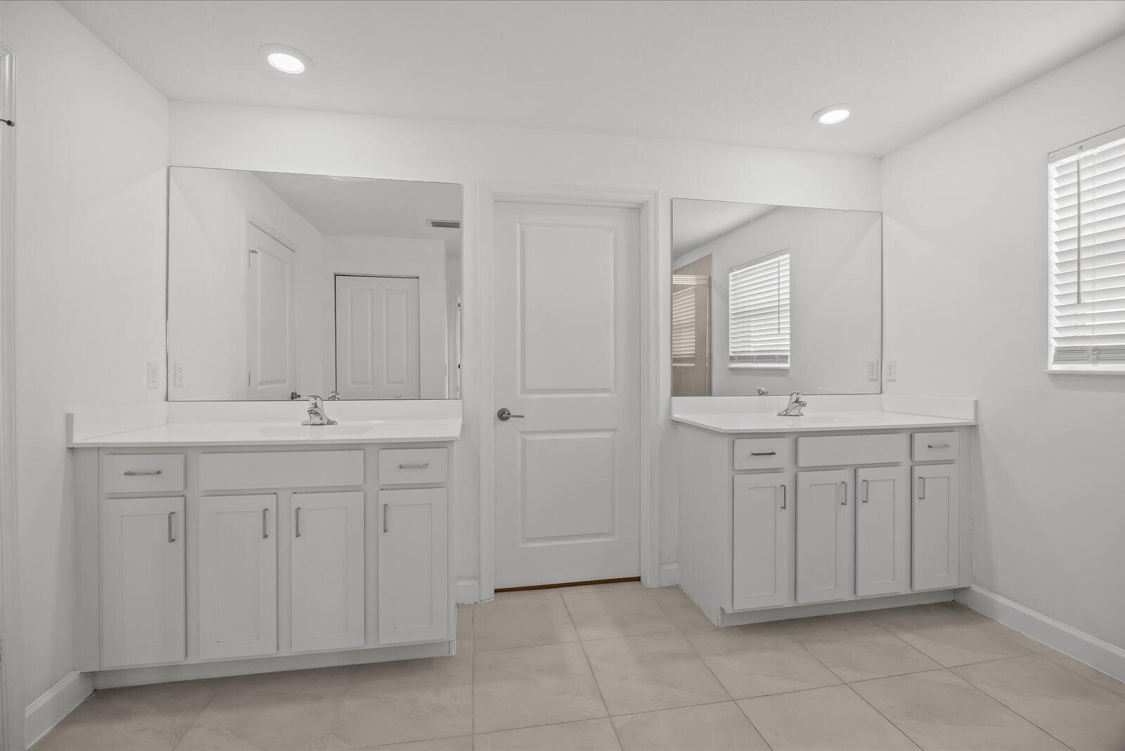 Master's Bathroom