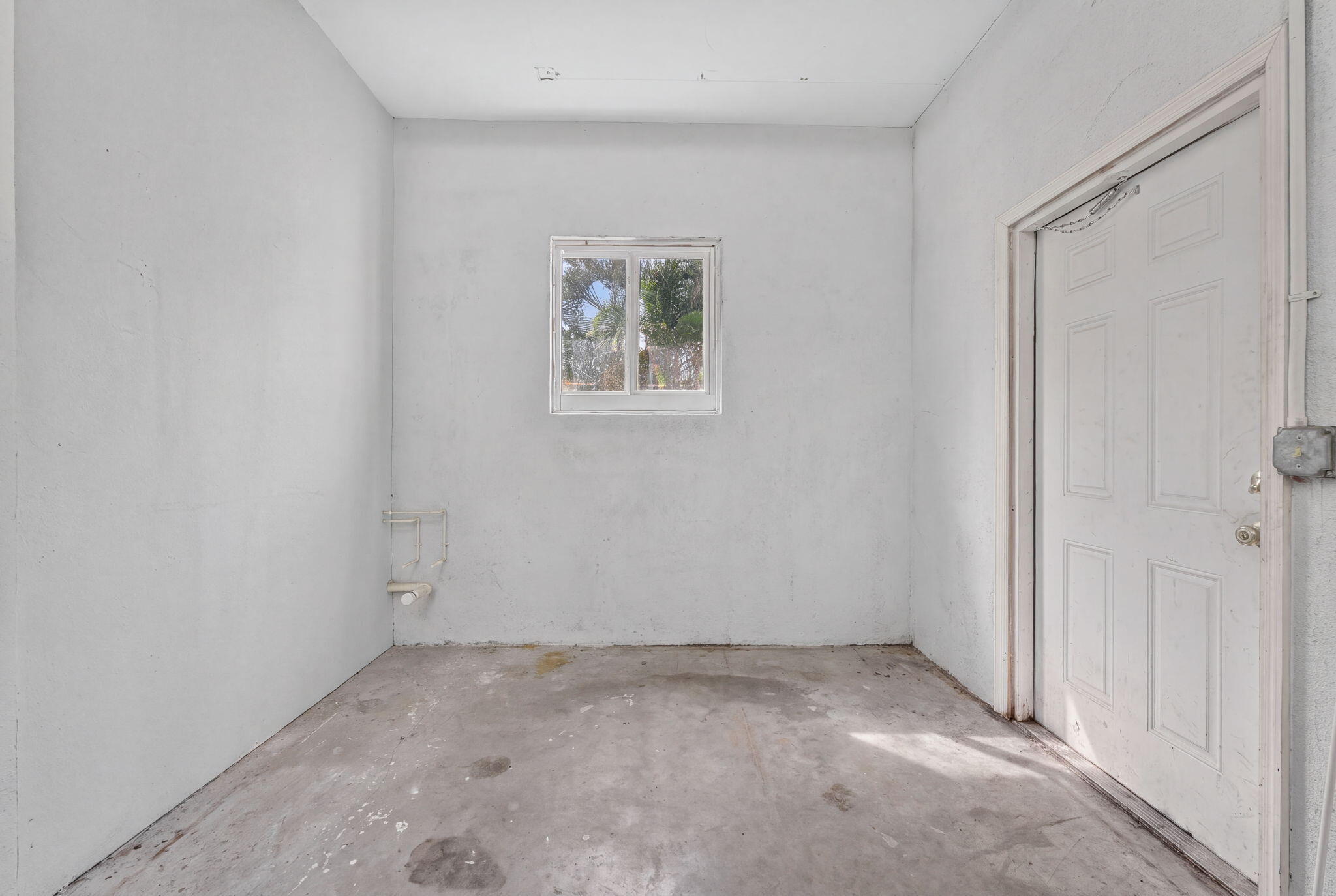 Plumbing hook up for potential kitchen (subject to zoning and permitting)
