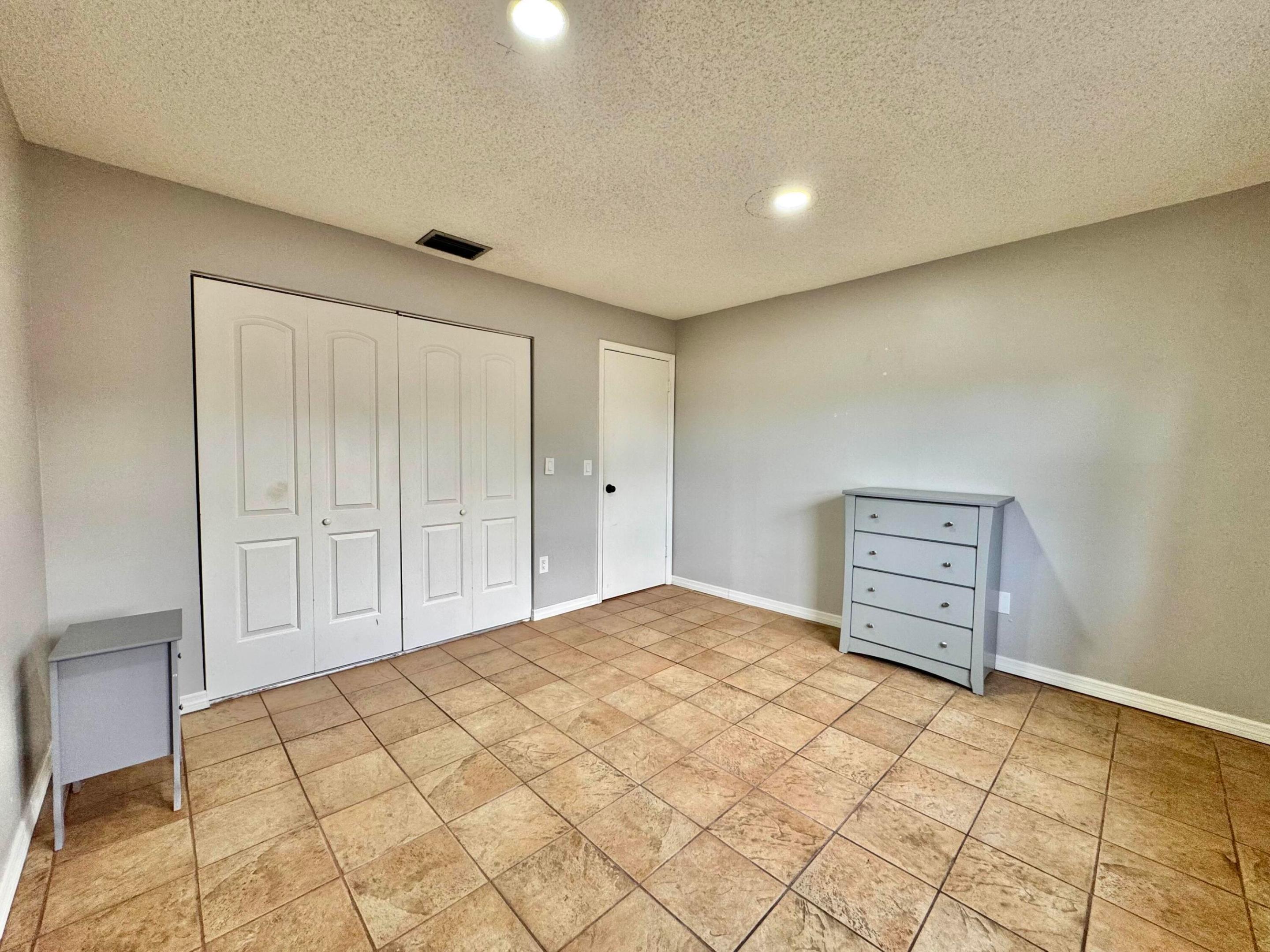 Guest Room B