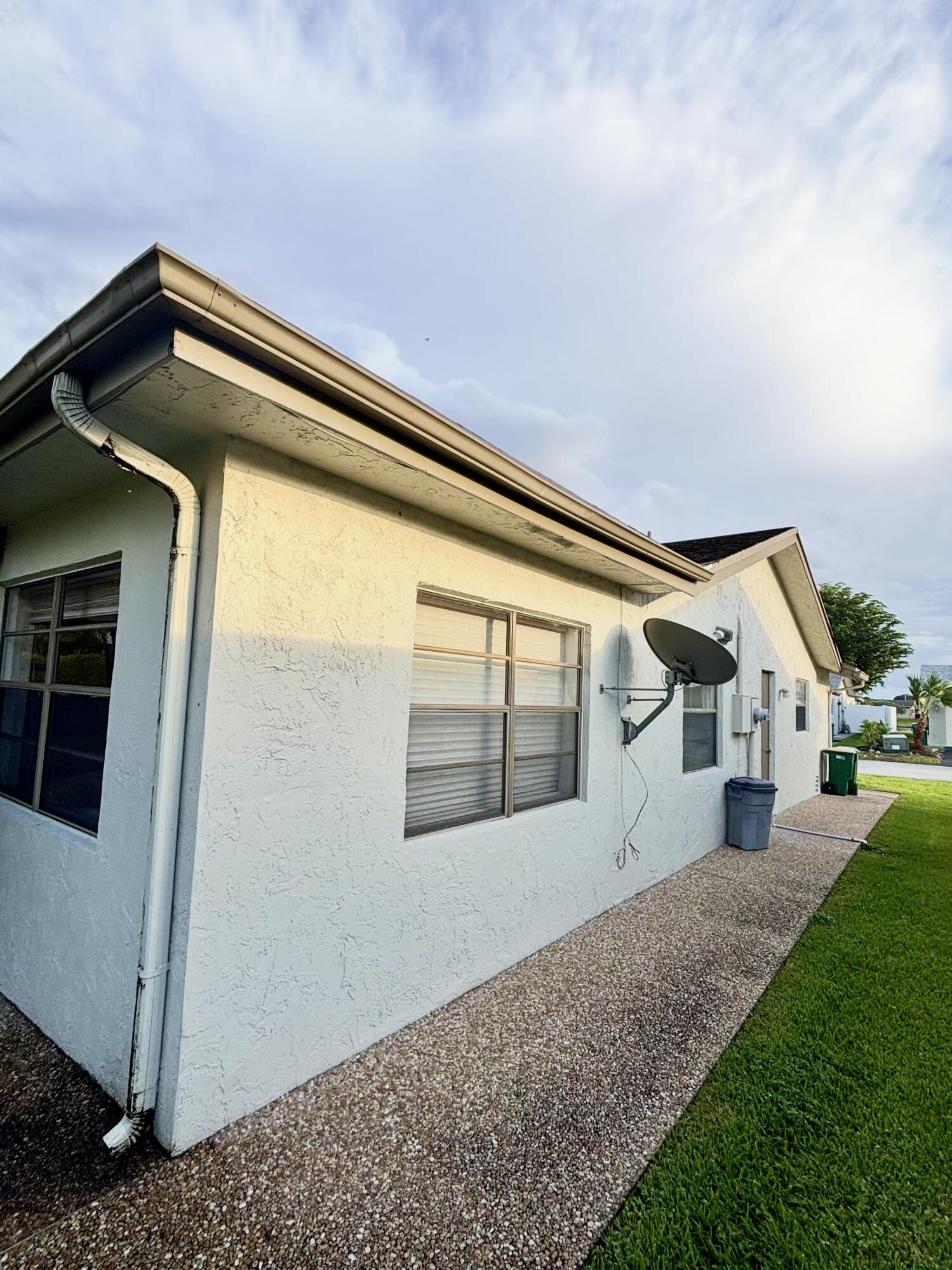 Great condition roof and walls