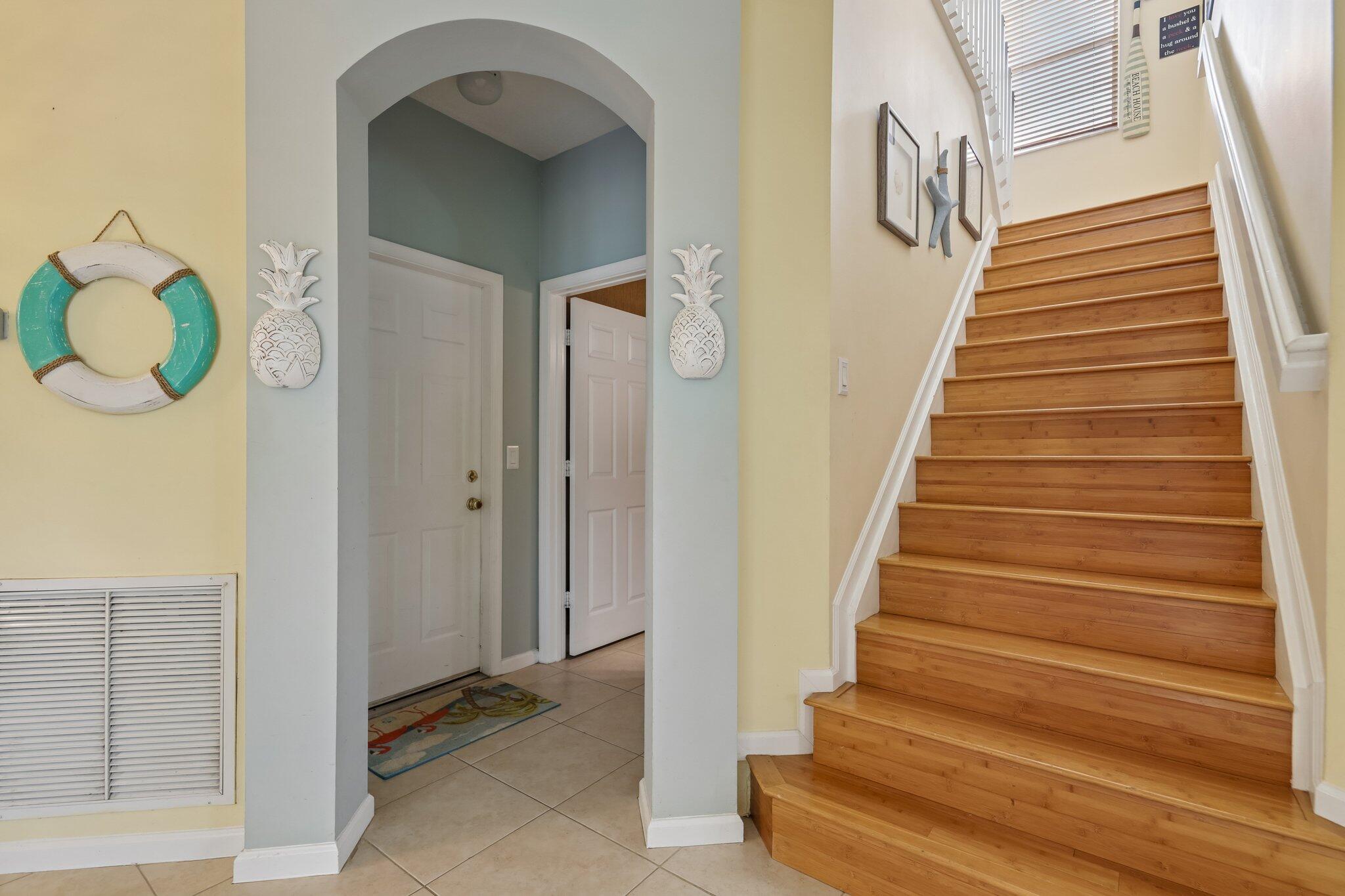 5-web-or-mls-Misty Oaks Cir-S2610-005