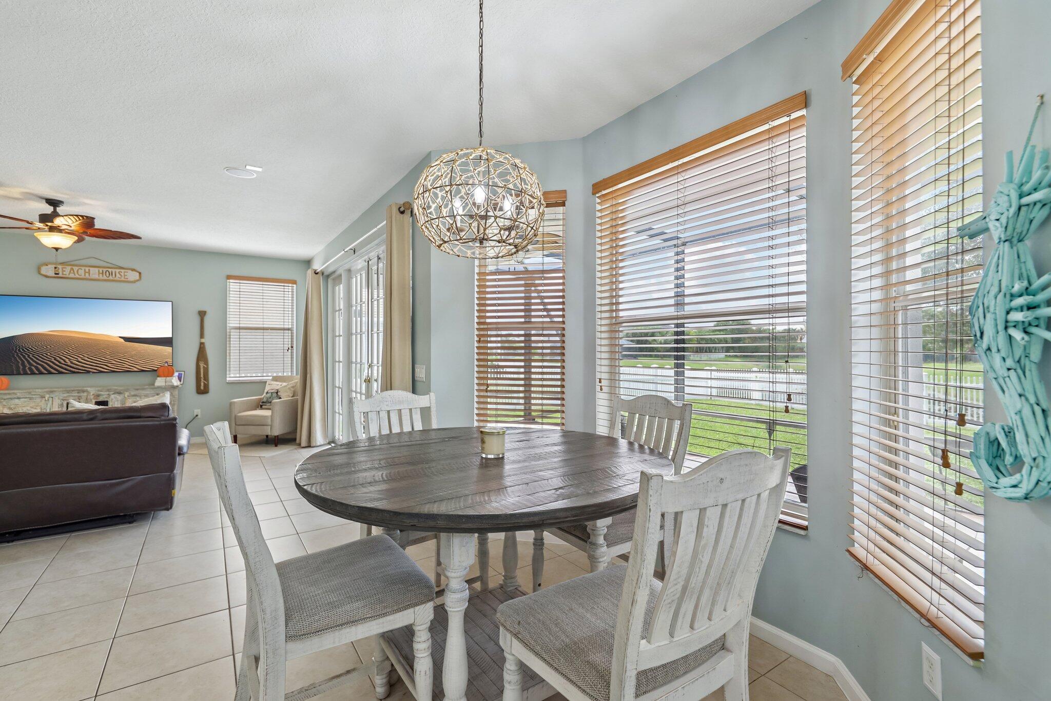 14-web-or-mls-Misty Oaks Cir-S2610-014