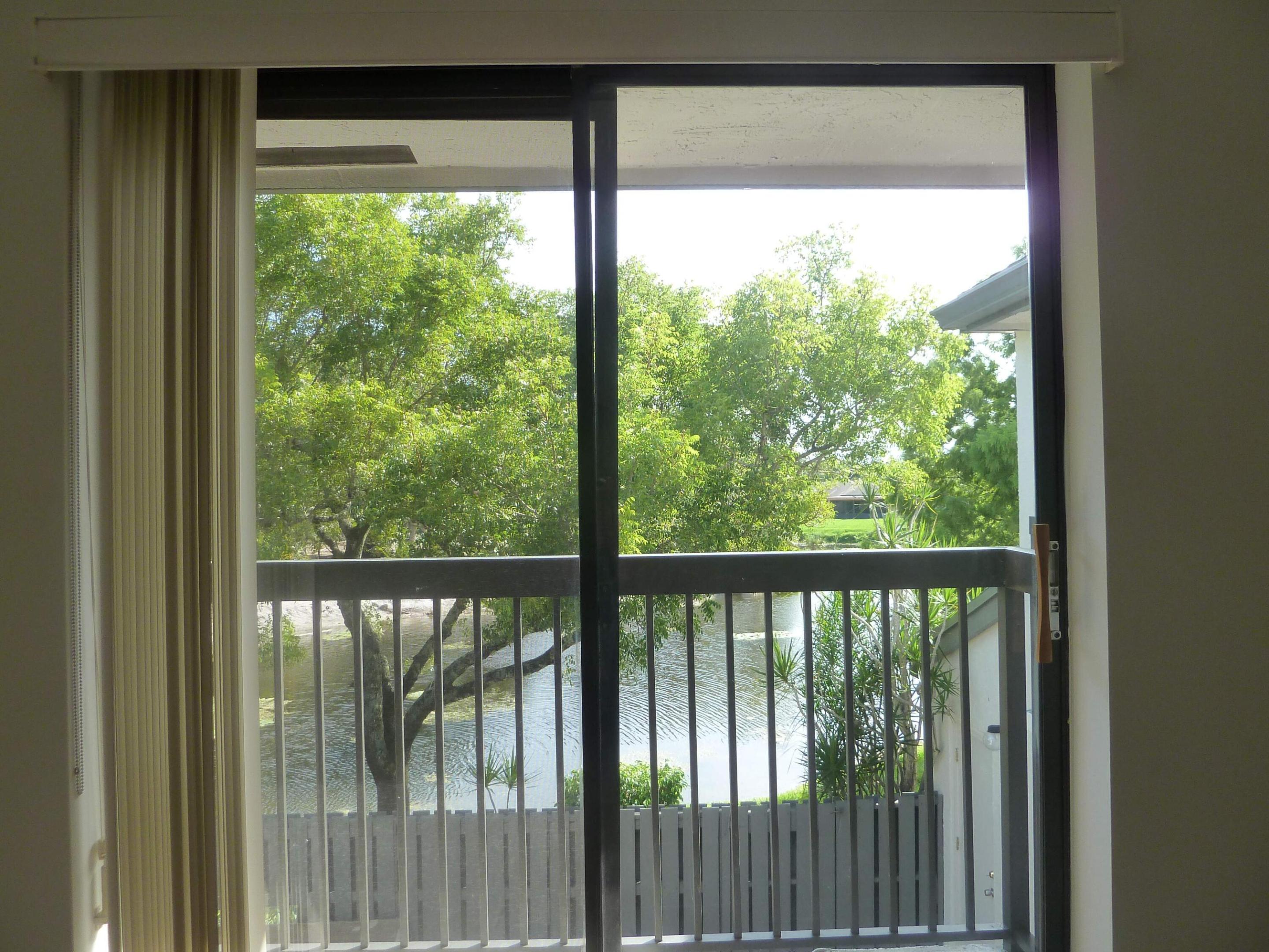 View1 View1