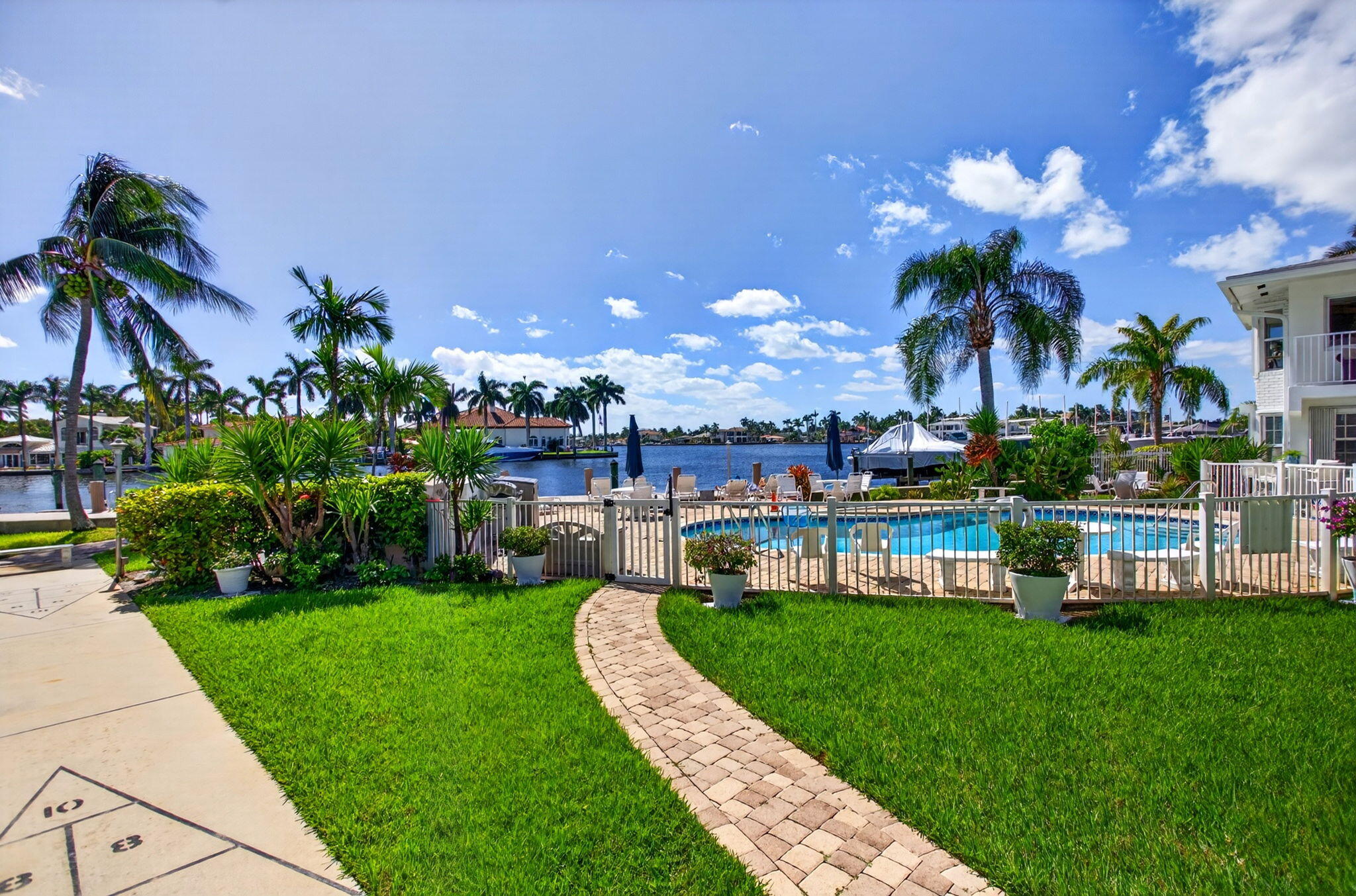 8-web-or-mls-3216 22-8