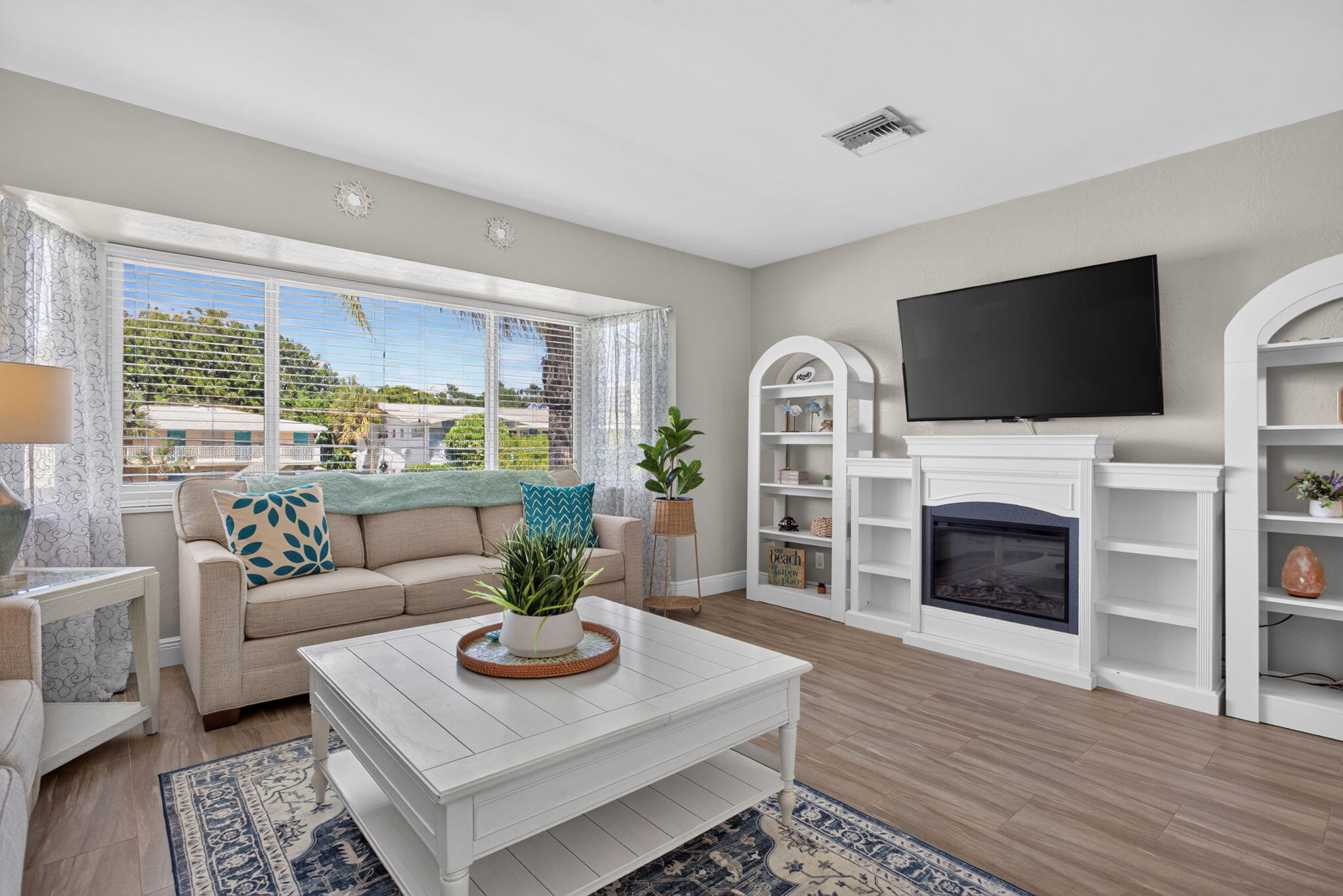 25-web-or-mls-3216 22-25