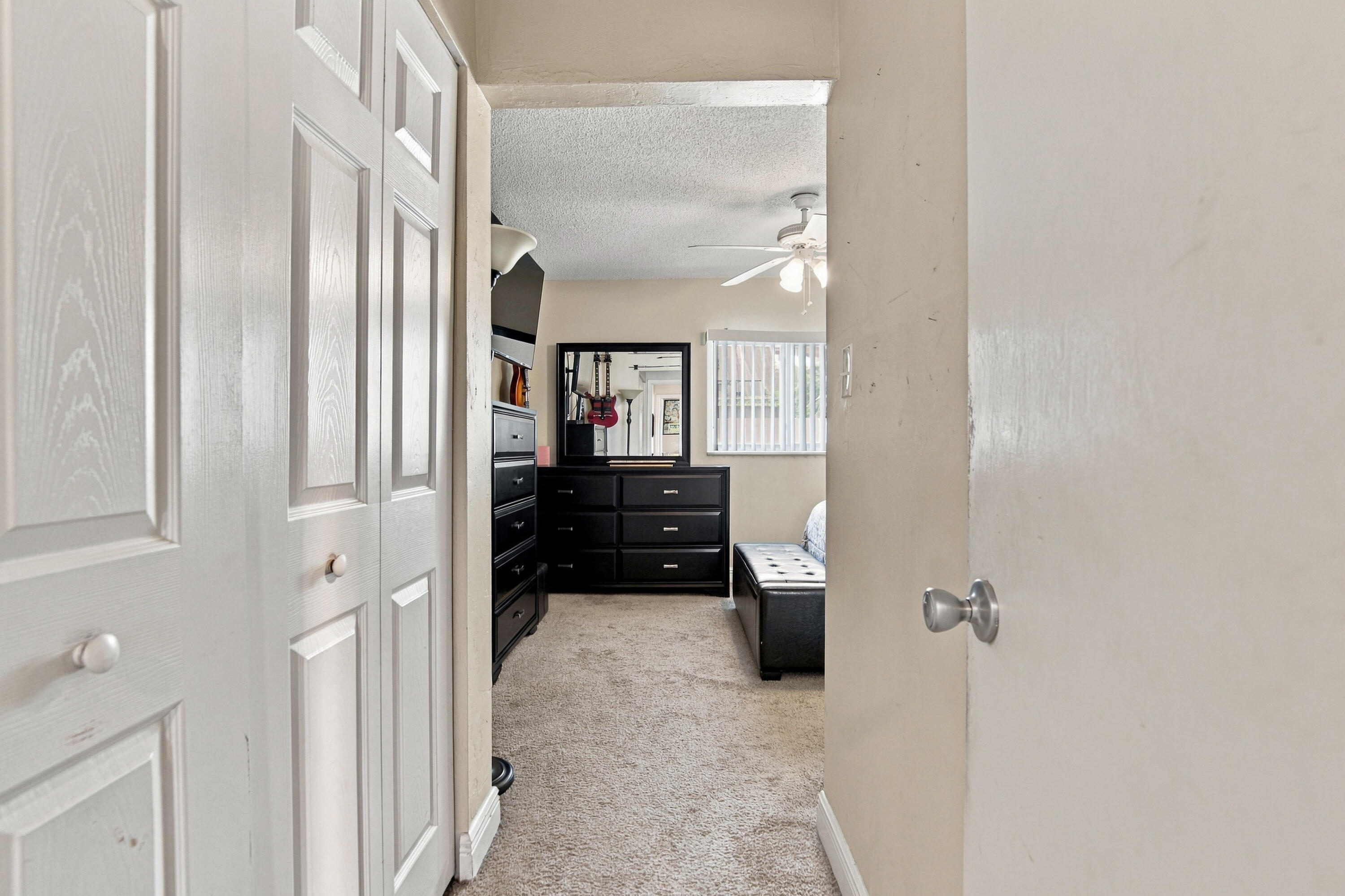 8121_NW_93rd_Ave_016