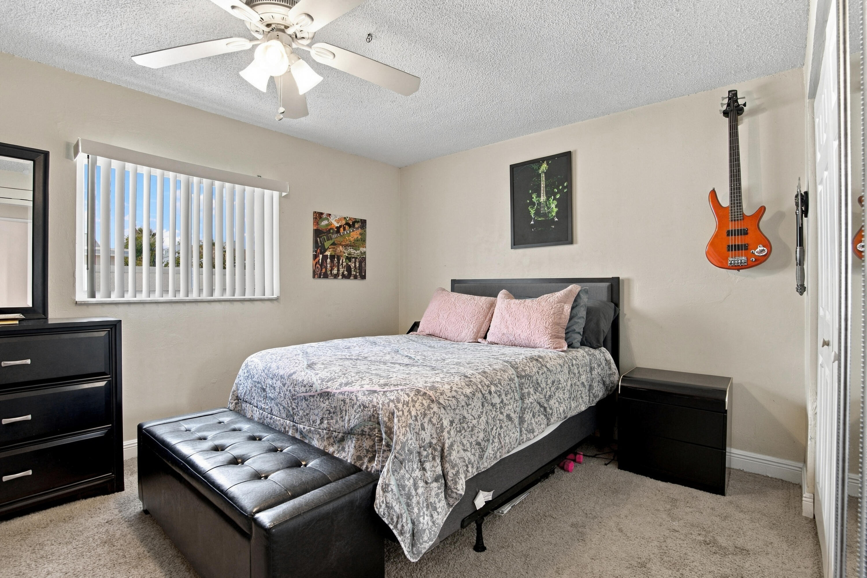 8121_NW_93rd_Ave_018