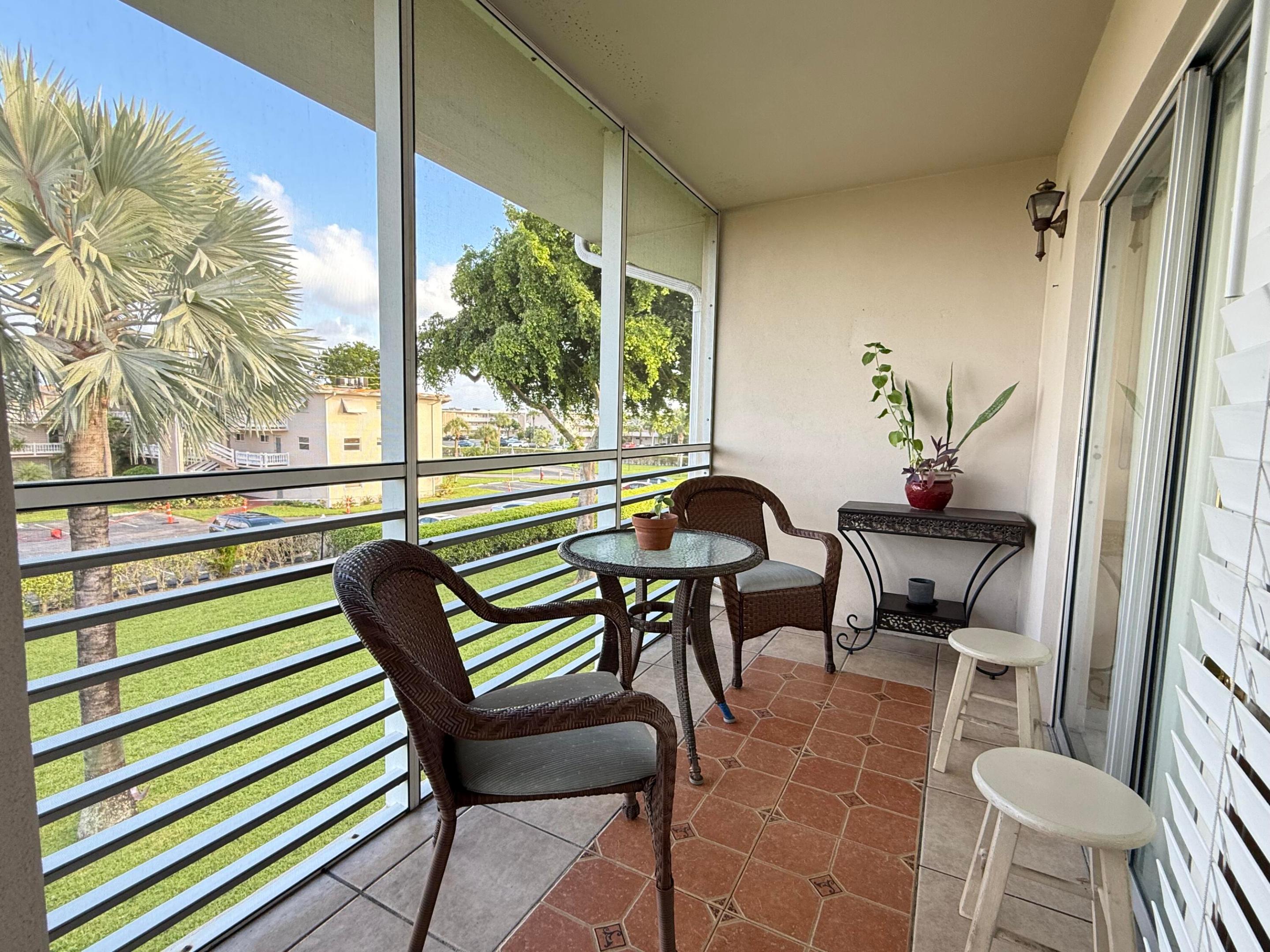 screened balcony